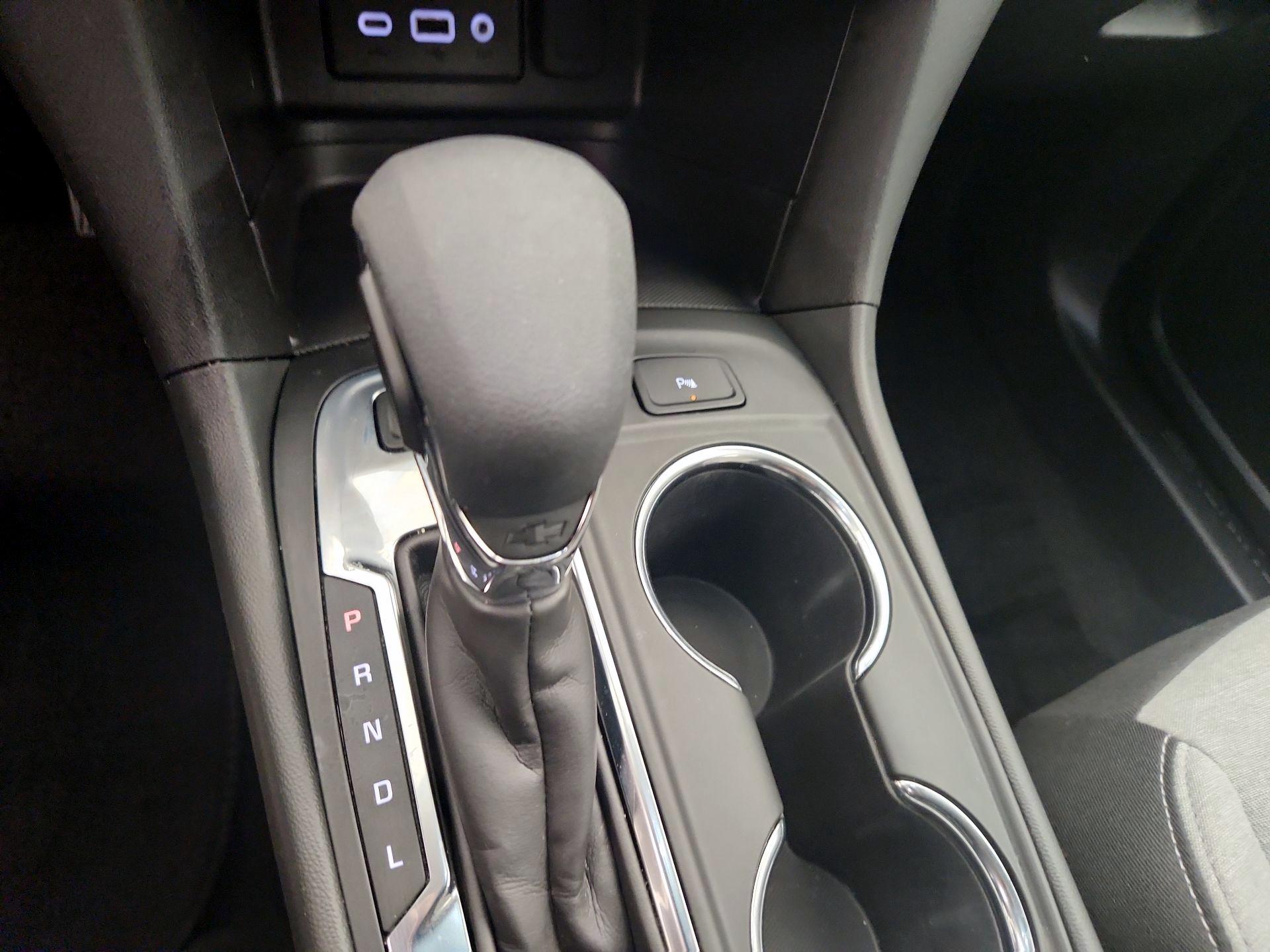 Thumbnail: 2023 Chevrolet Equinox - 17