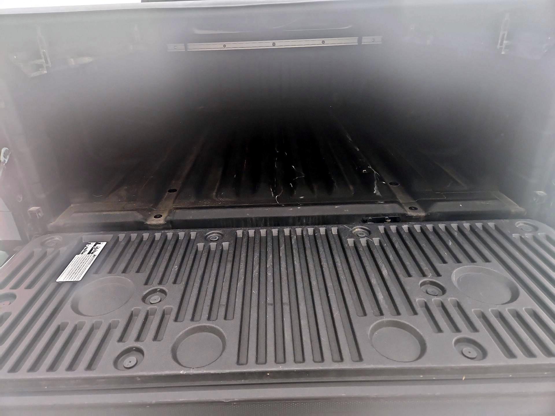 Thumbnail: 2022 Nissan Frontier - 20