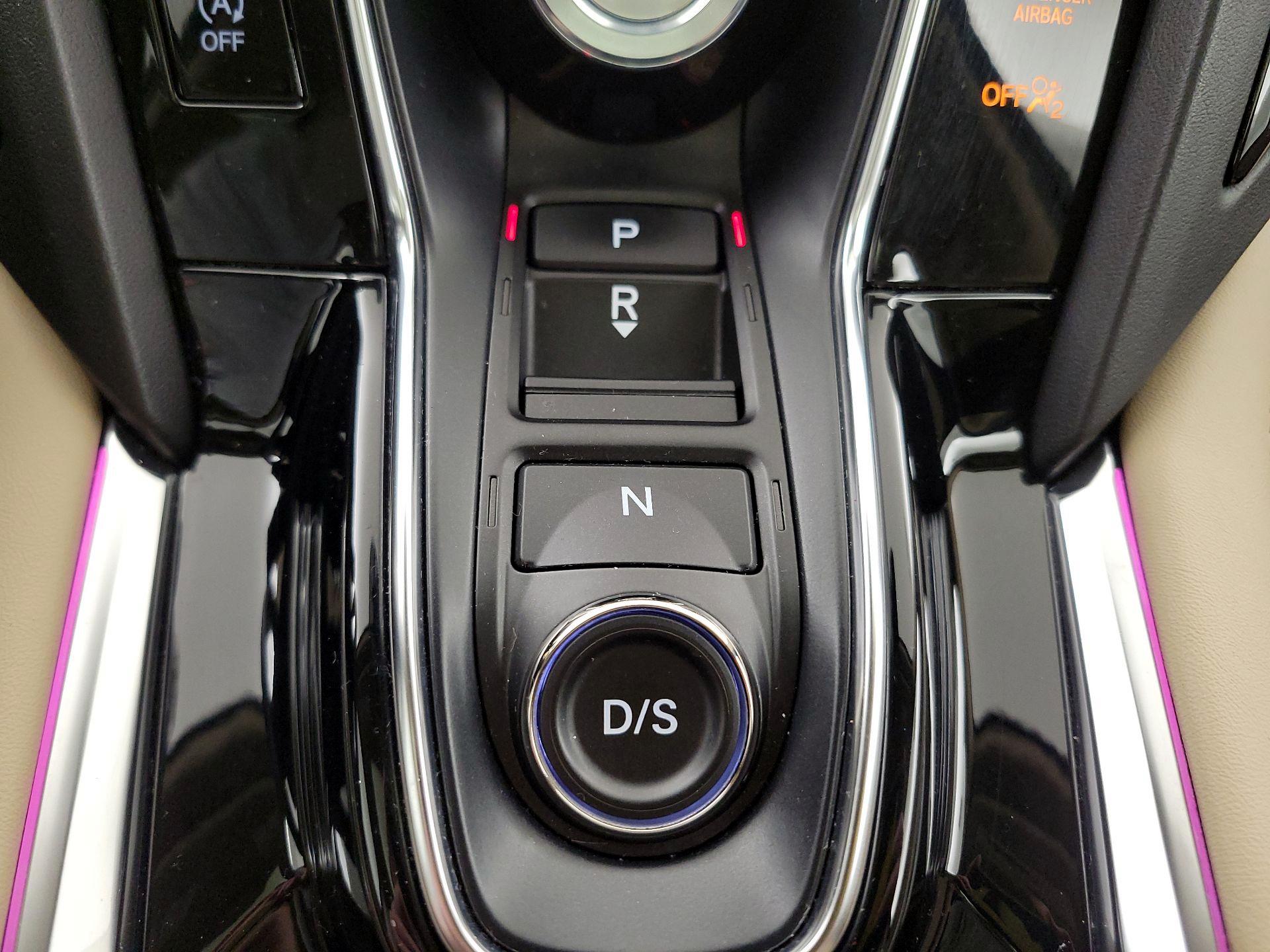 Thumbnail: 2022 Acura RDX - 18