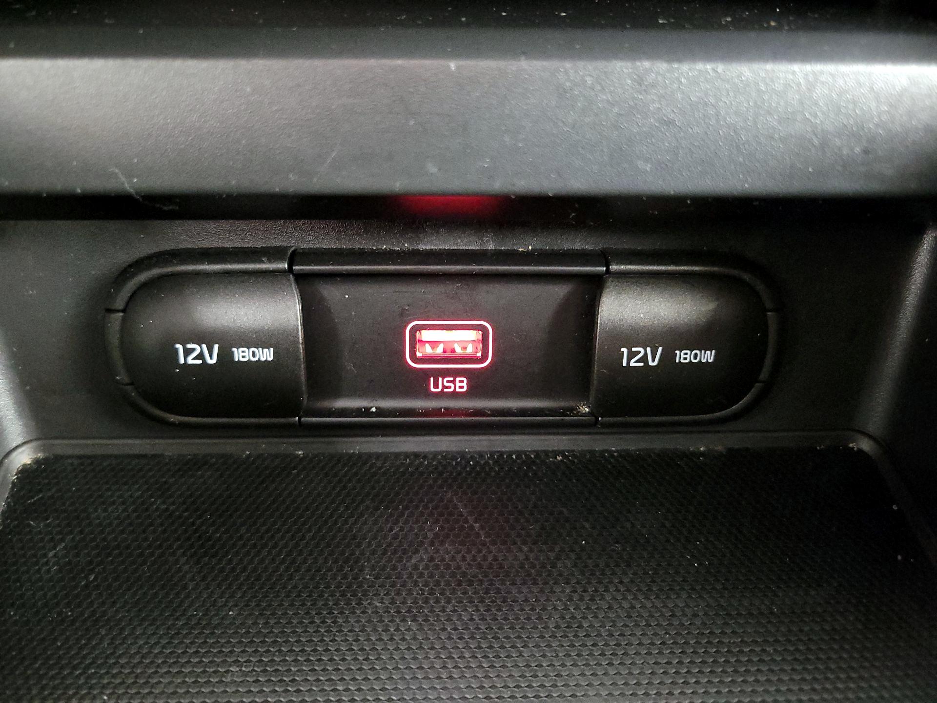 Thumbnail: 2021 Kia Soul - 18