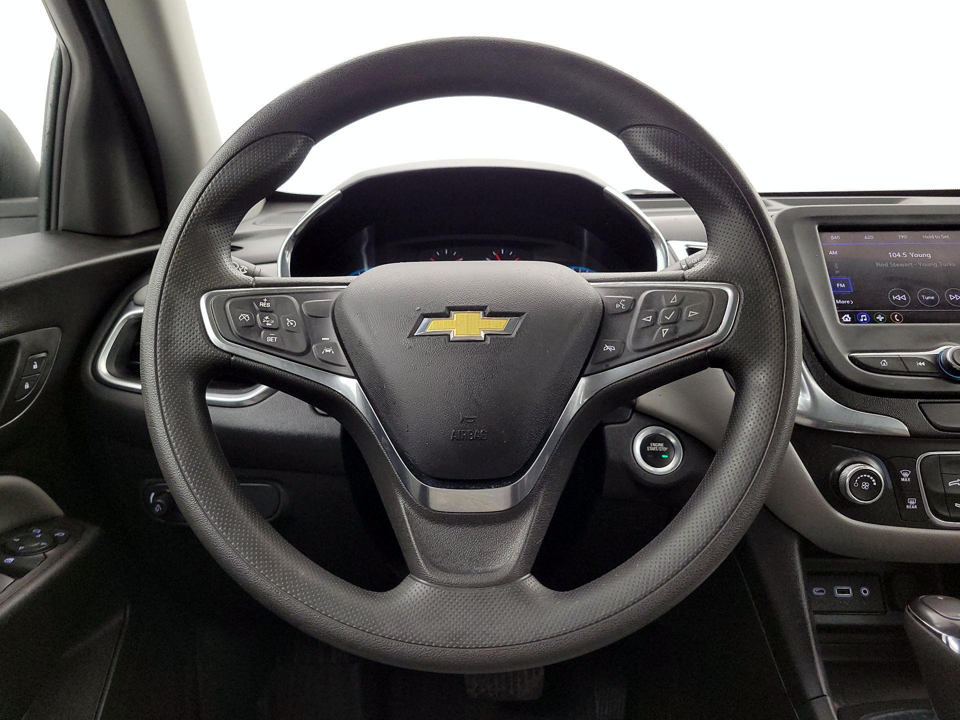 Thumbnail: 2021 Chevrolet Equinox - 10