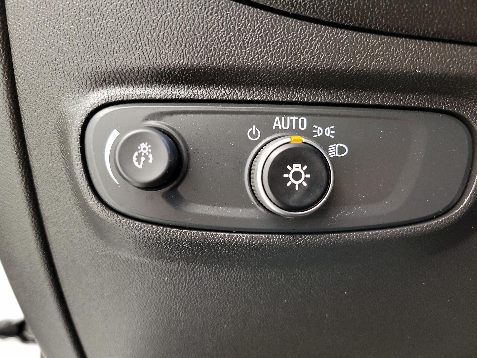 Thumbnail: 2021 Chevrolet Equinox - 13