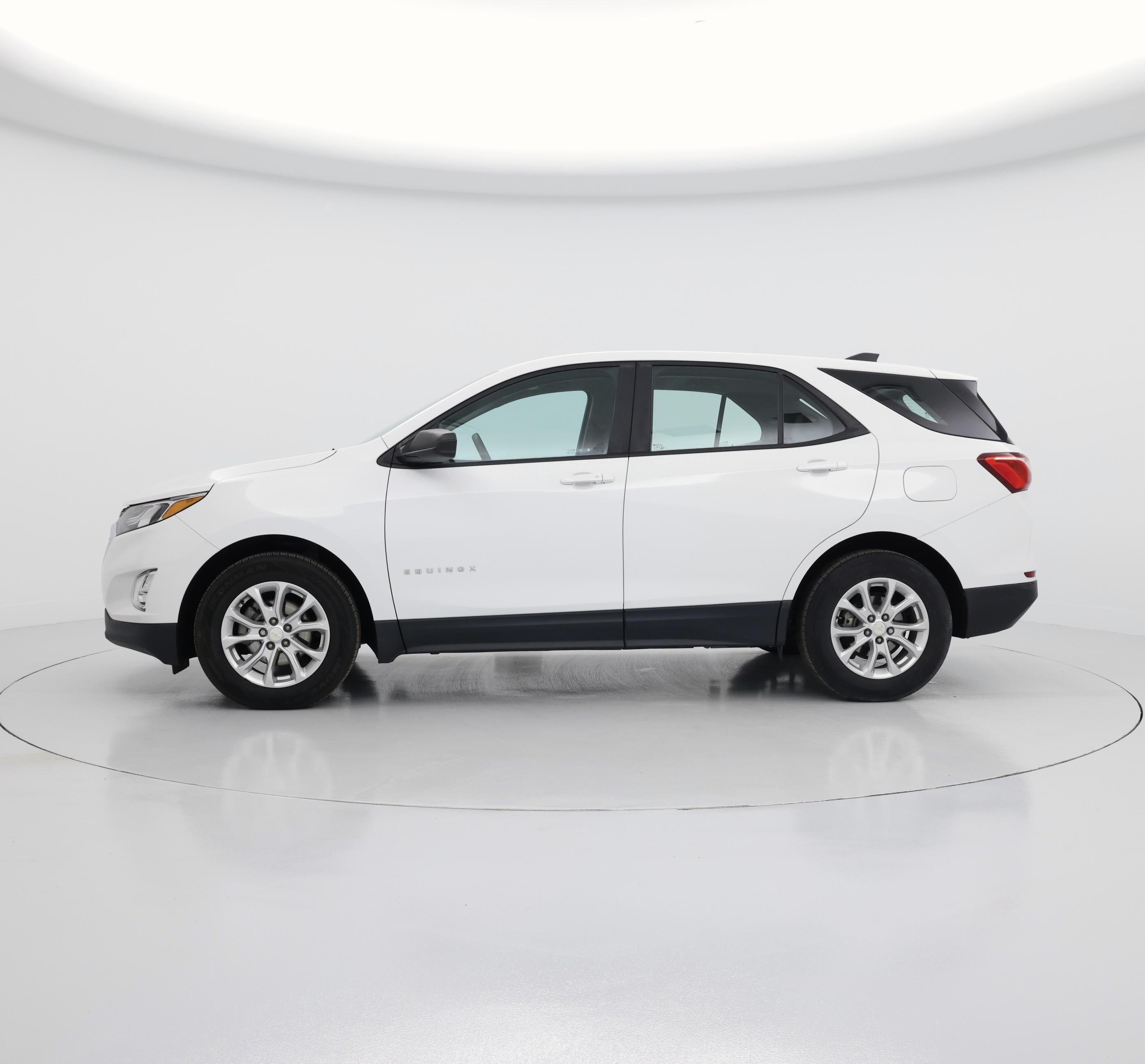 Thumbnail: 2021 Chevrolet Equinox - 3