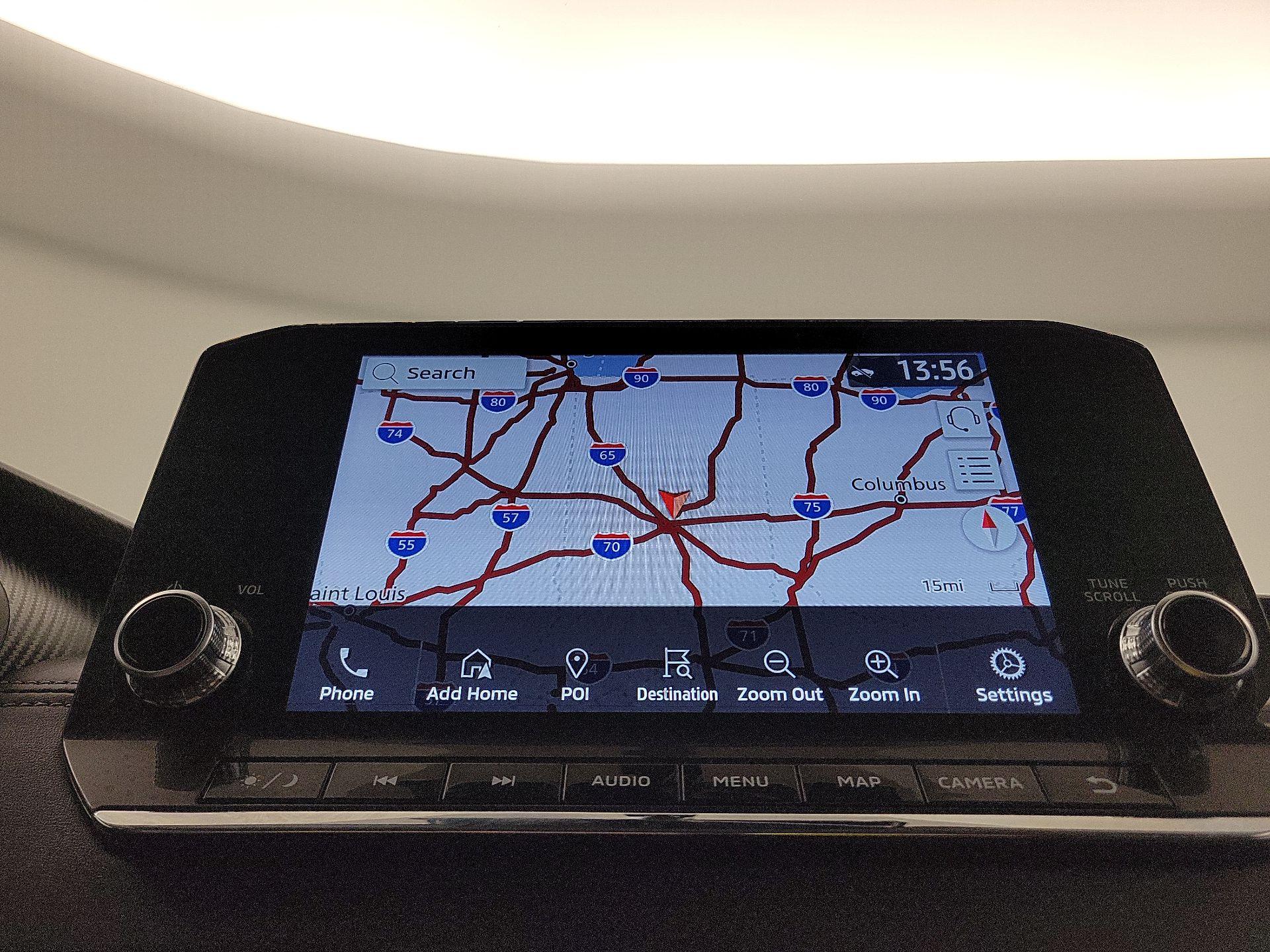 Thumbnail: 2023 Mitsubishi Outlander - 14