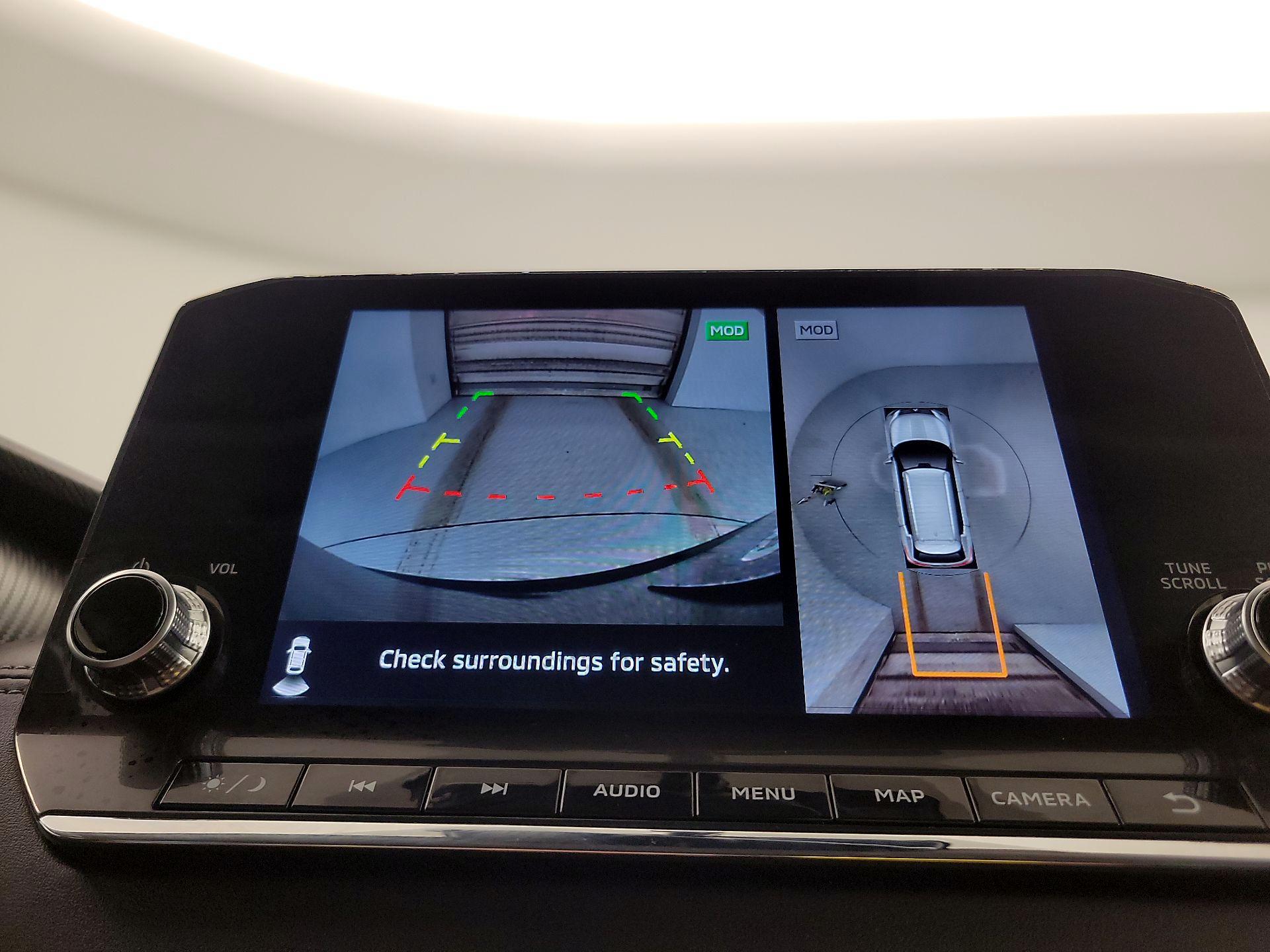 Thumbnail: 2023 Mitsubishi Outlander - 15