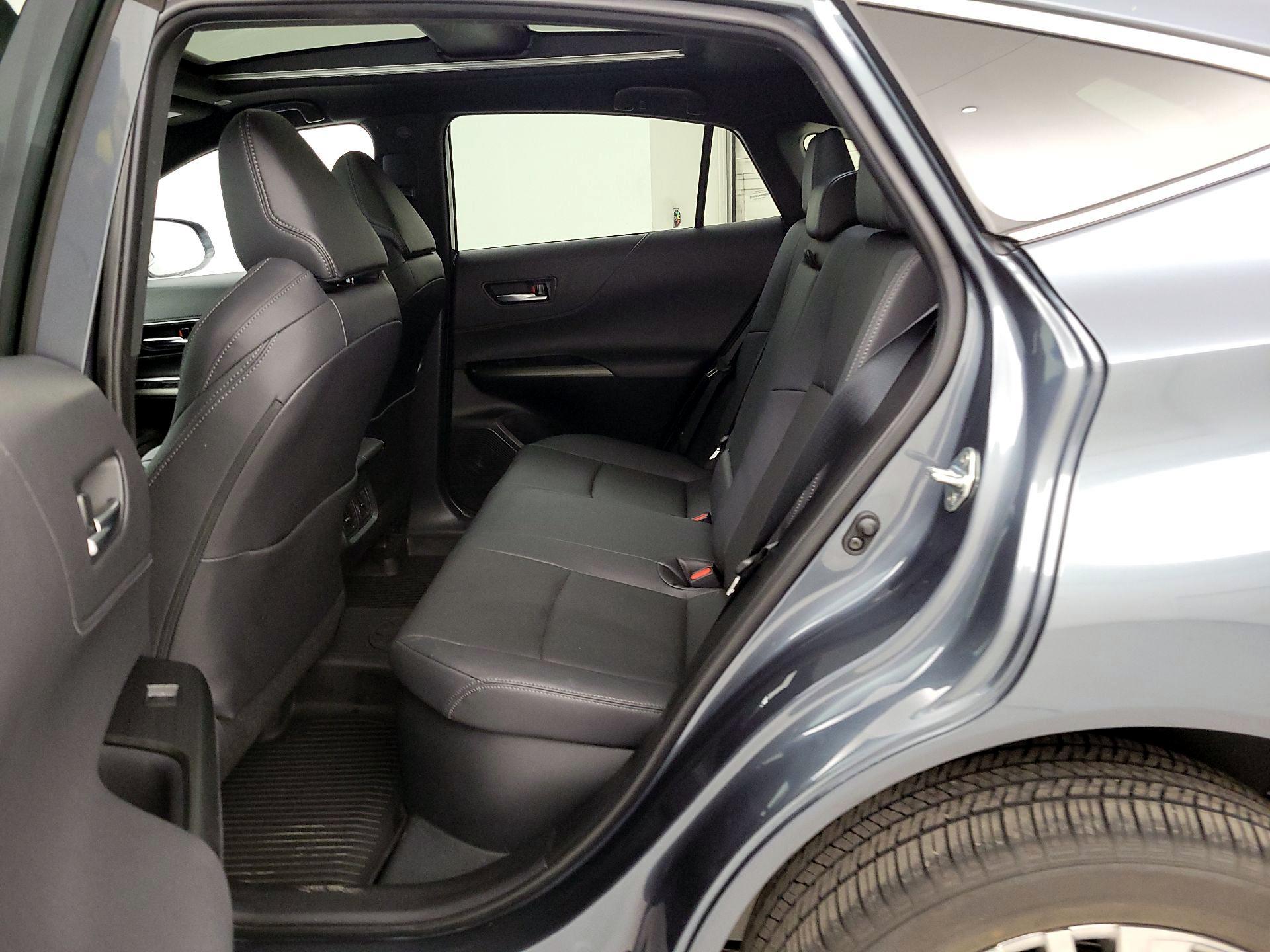 Thumbnail: 2024 Toyota Venza - 19