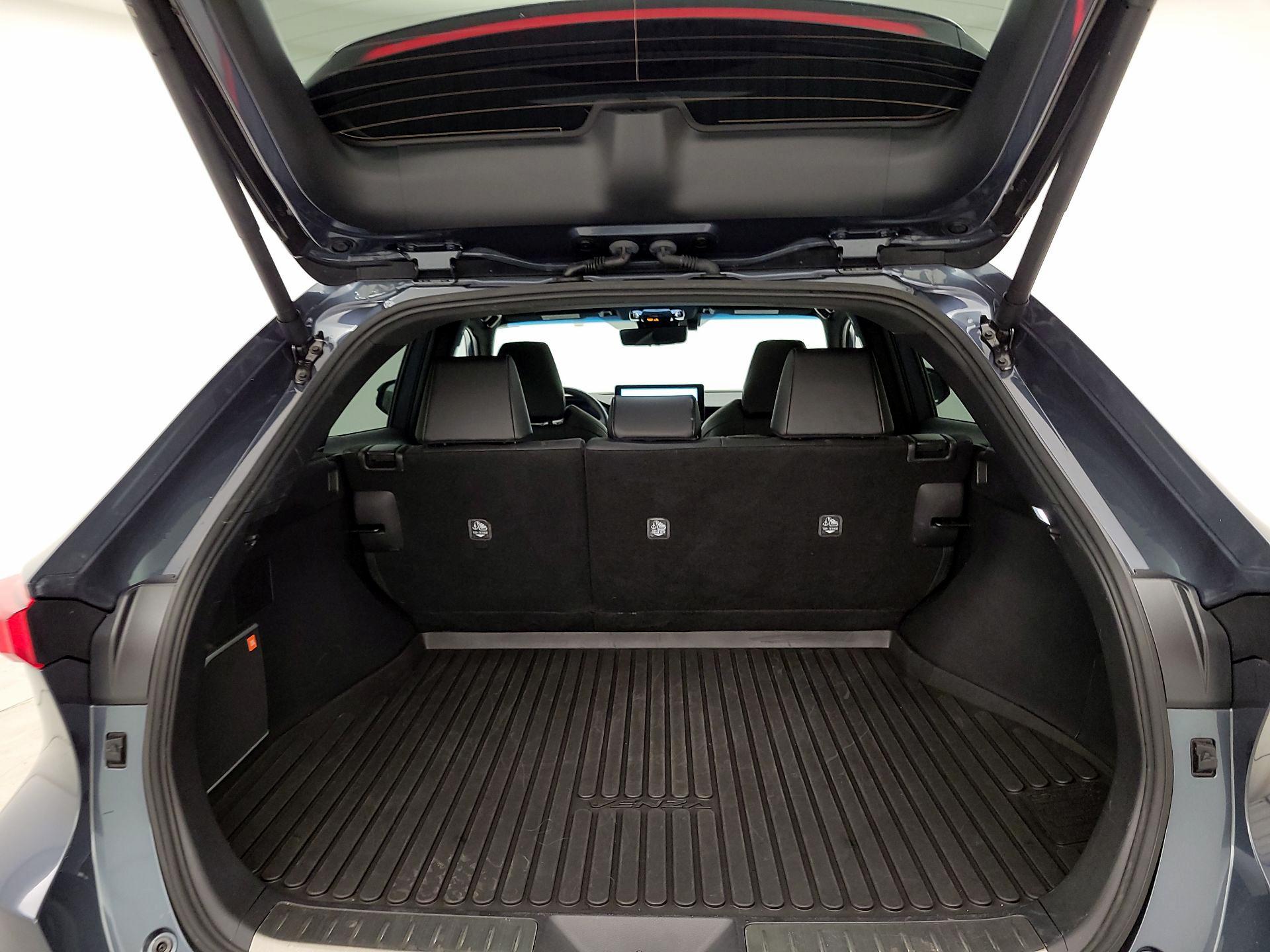 Thumbnail: 2024 Toyota Venza - 20