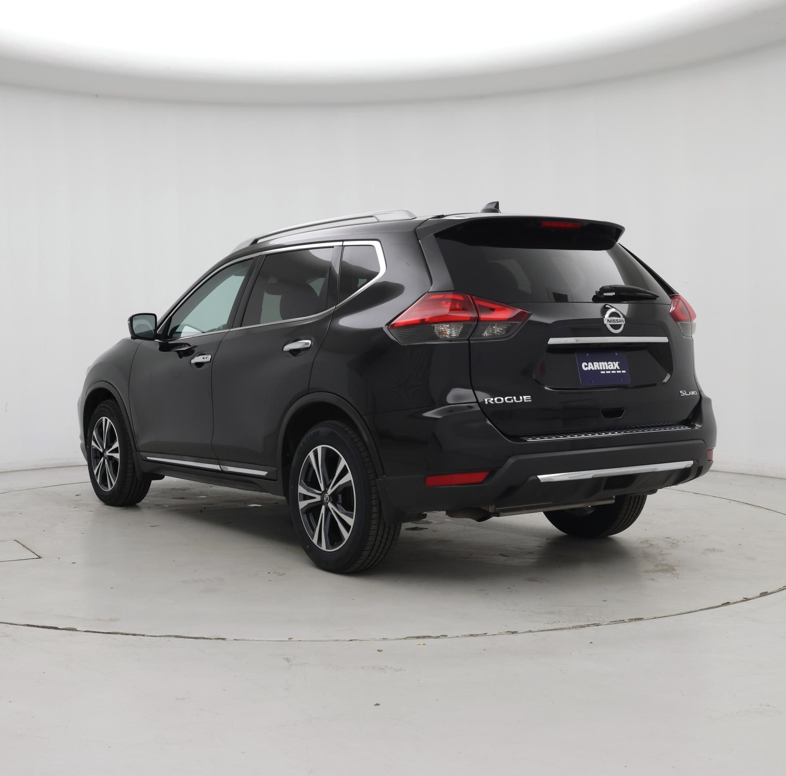 Thumbnail: 2017 Nissan Rogue - 2