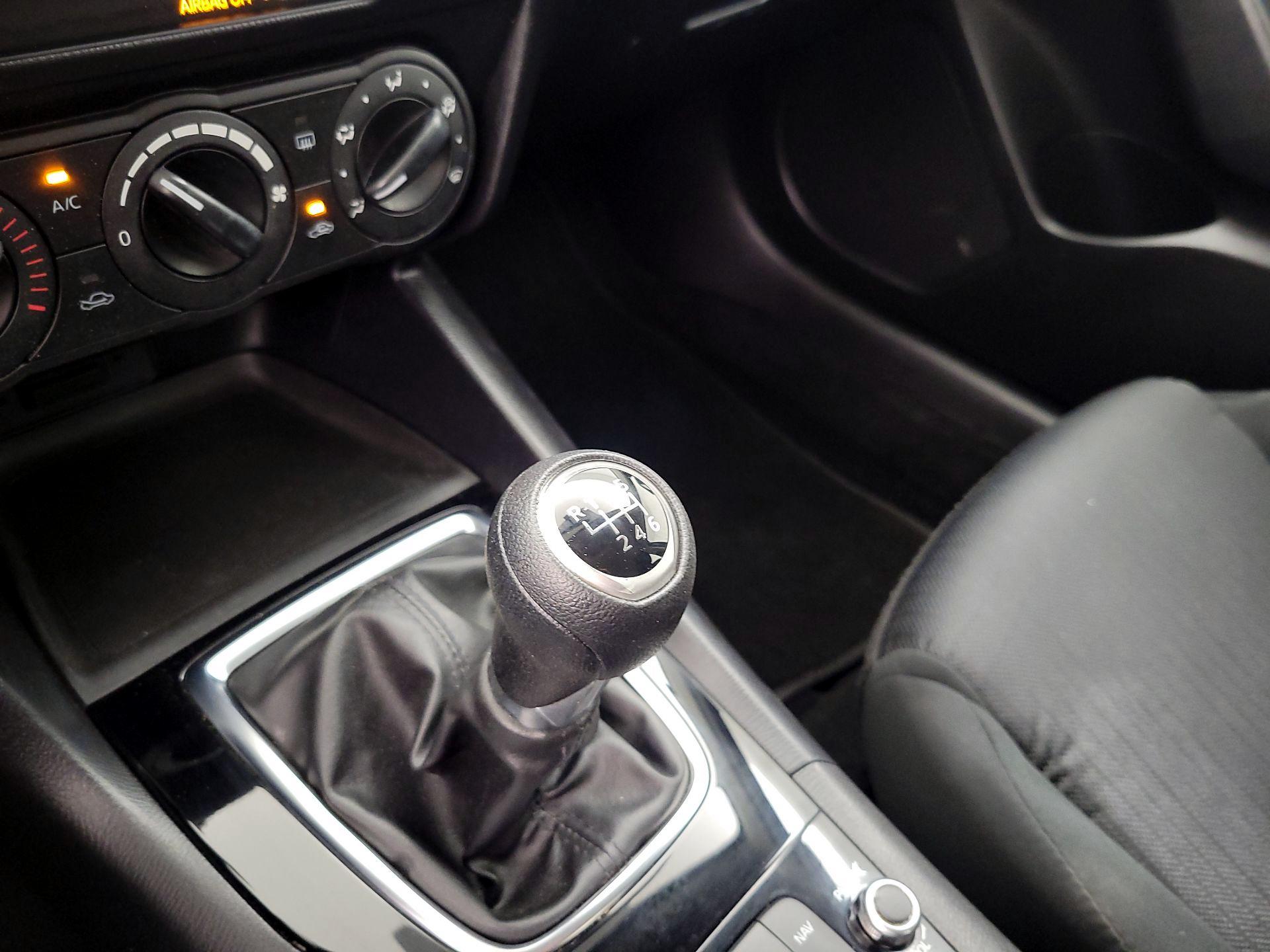 Thumbnail: 2016 Mazda Mazda3 - 18