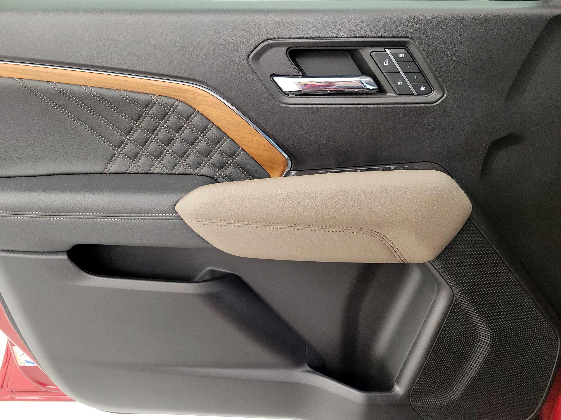 Thumbnail: 2023 GMC Canyon - 12