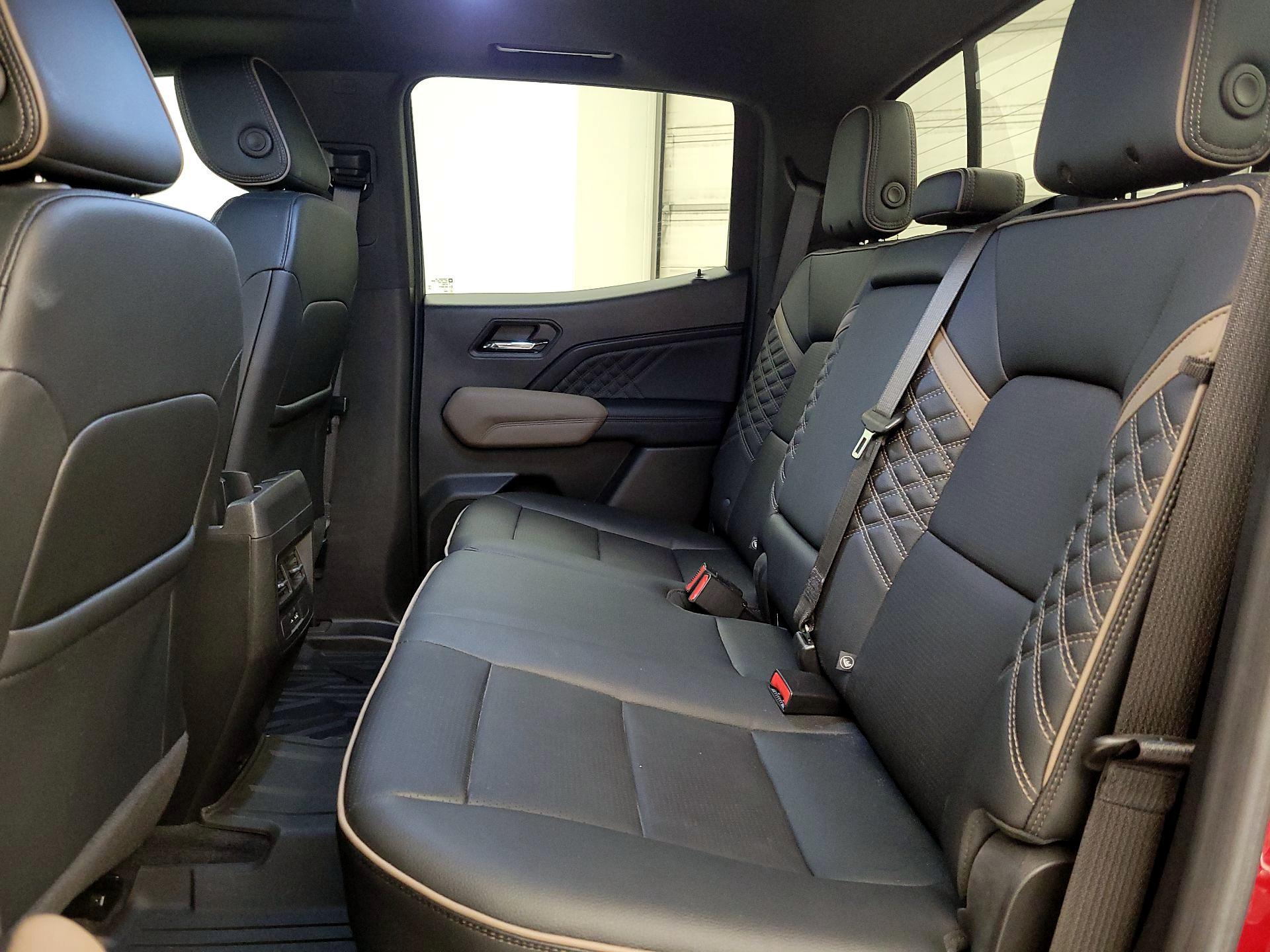 Thumbnail: 2023 GMC Canyon - 20