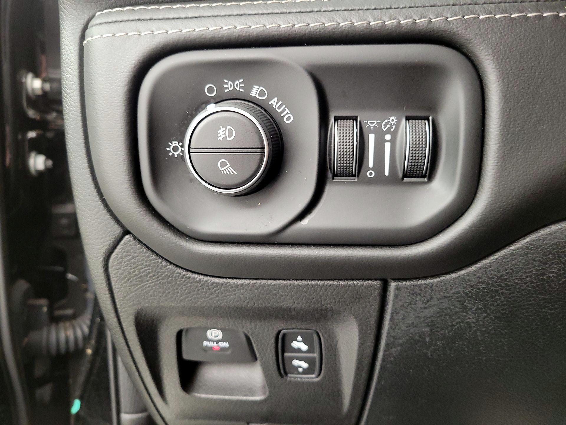 Thumbnail: 2020 RAM 1500 - 13