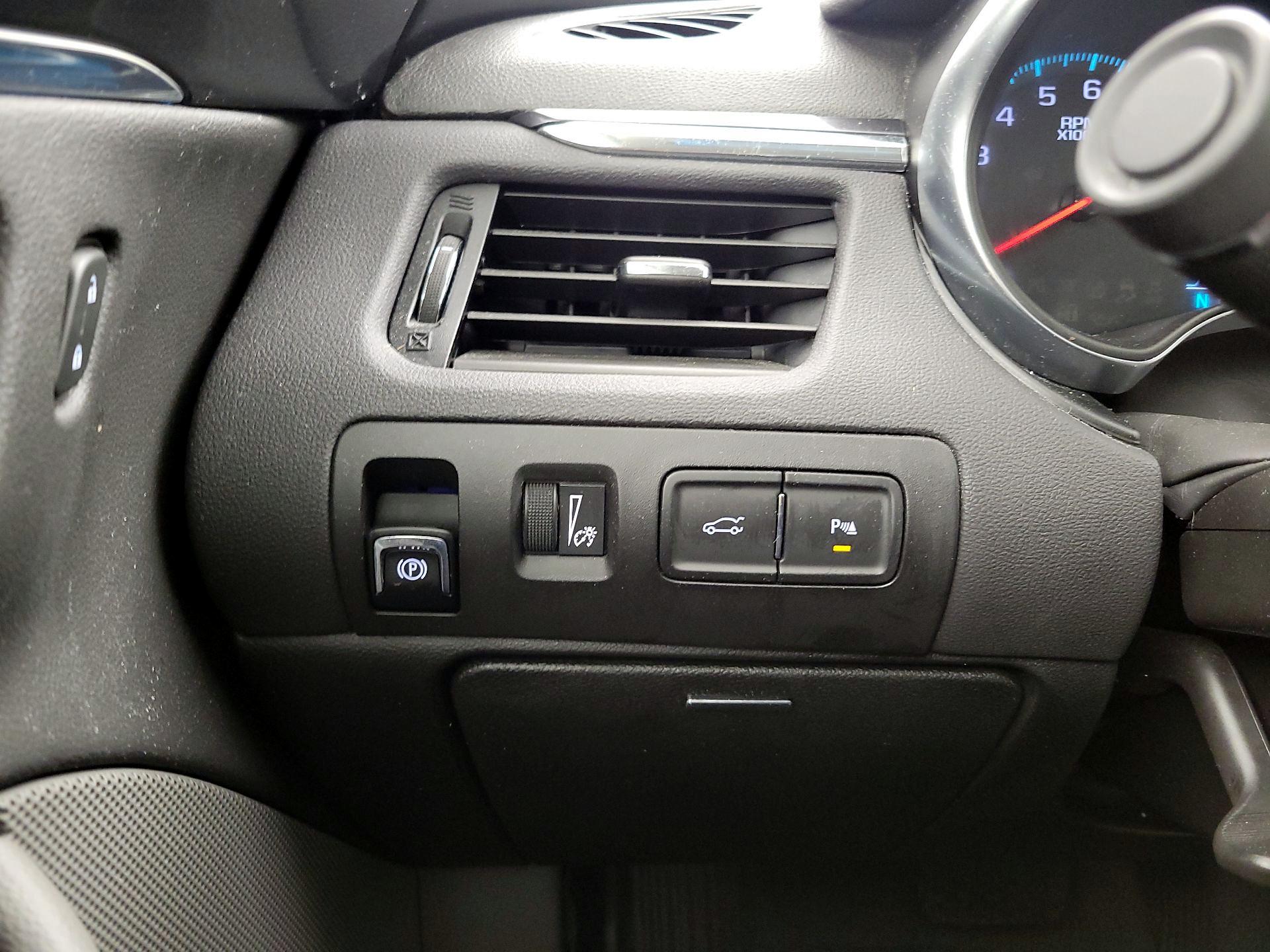 Thumbnail: 2019 Chevrolet Impala - 13