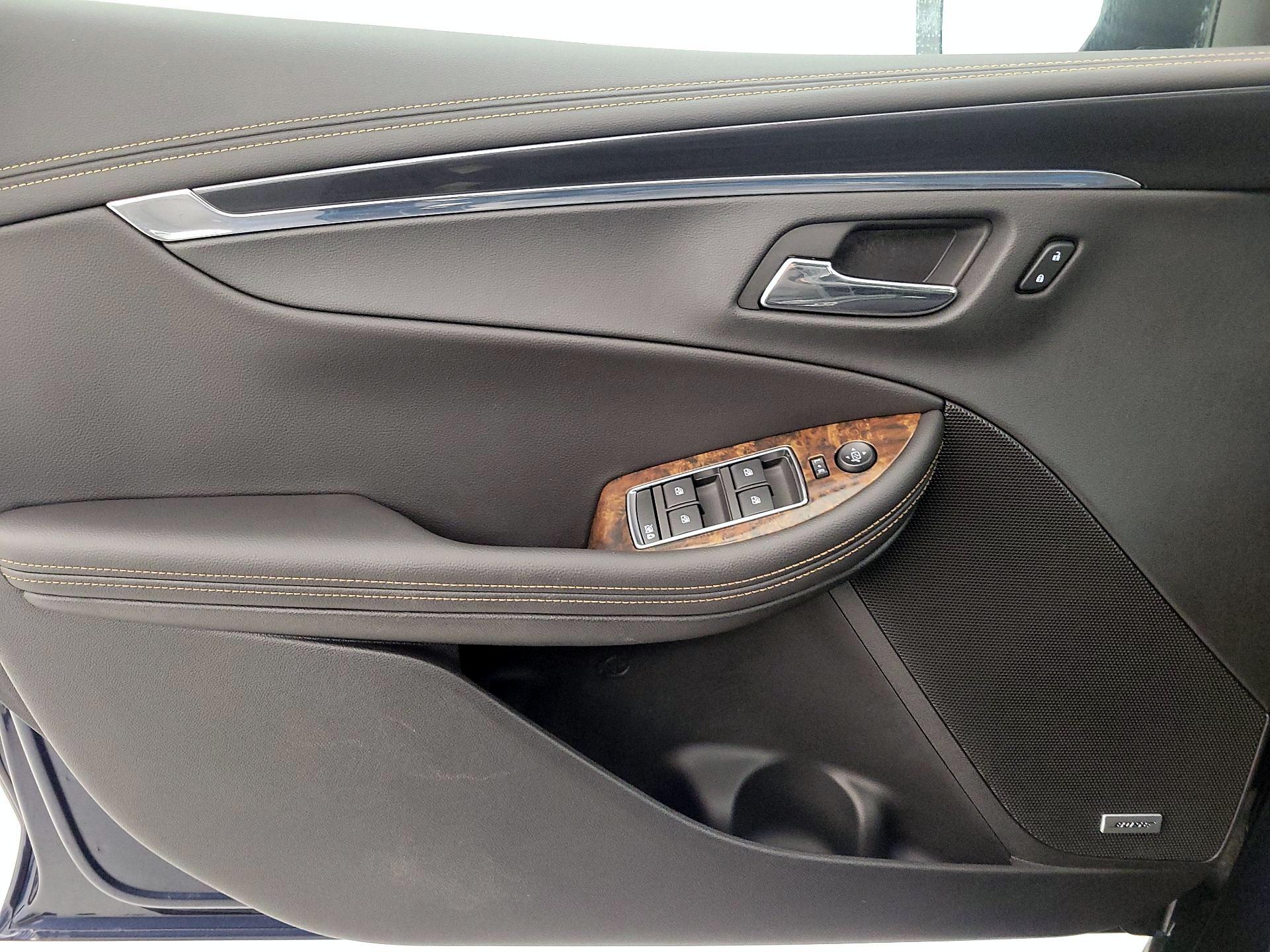 Thumbnail: 2015 Chevrolet Impala - 12