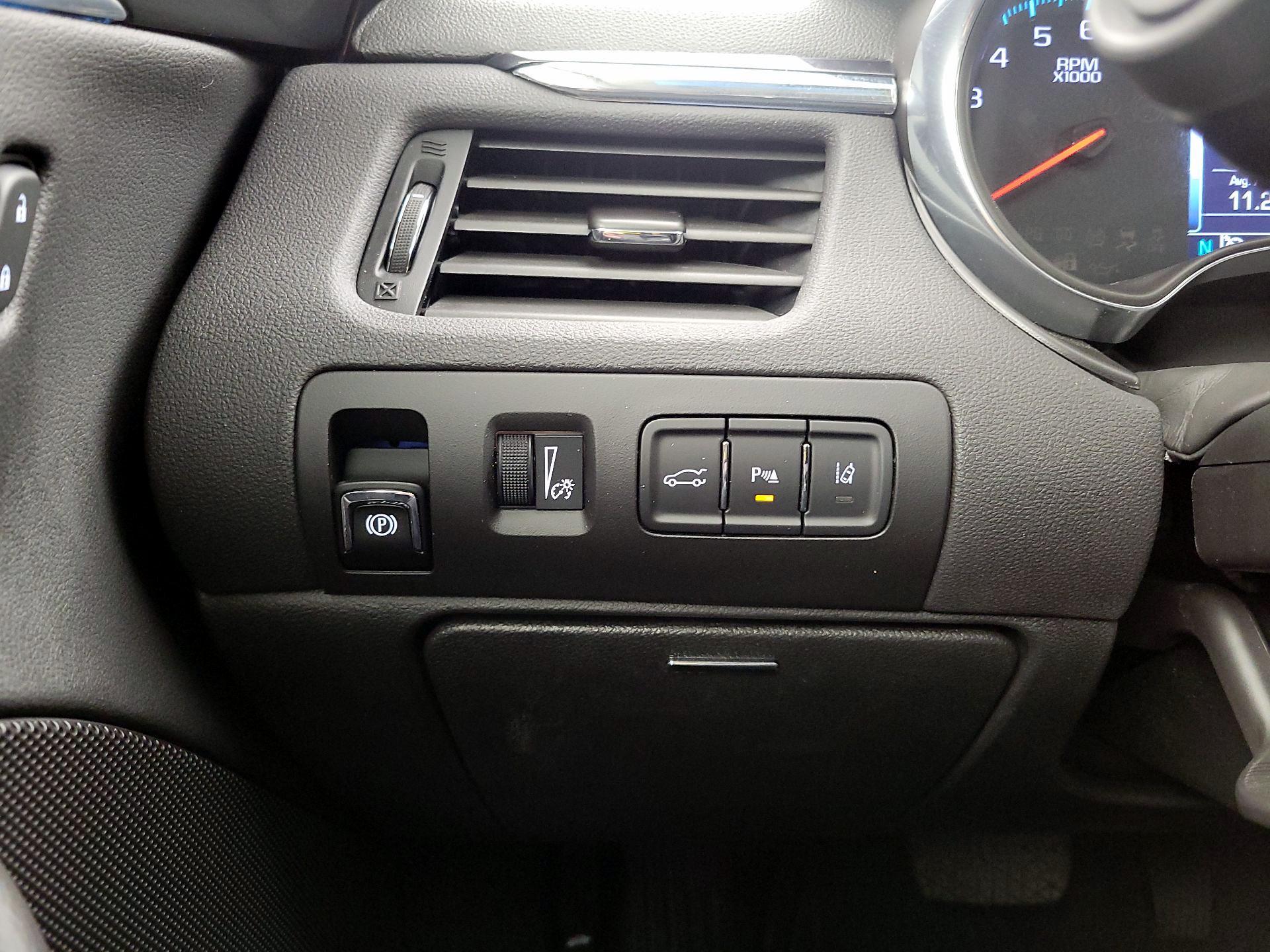 Thumbnail: 2015 Chevrolet Impala - 13