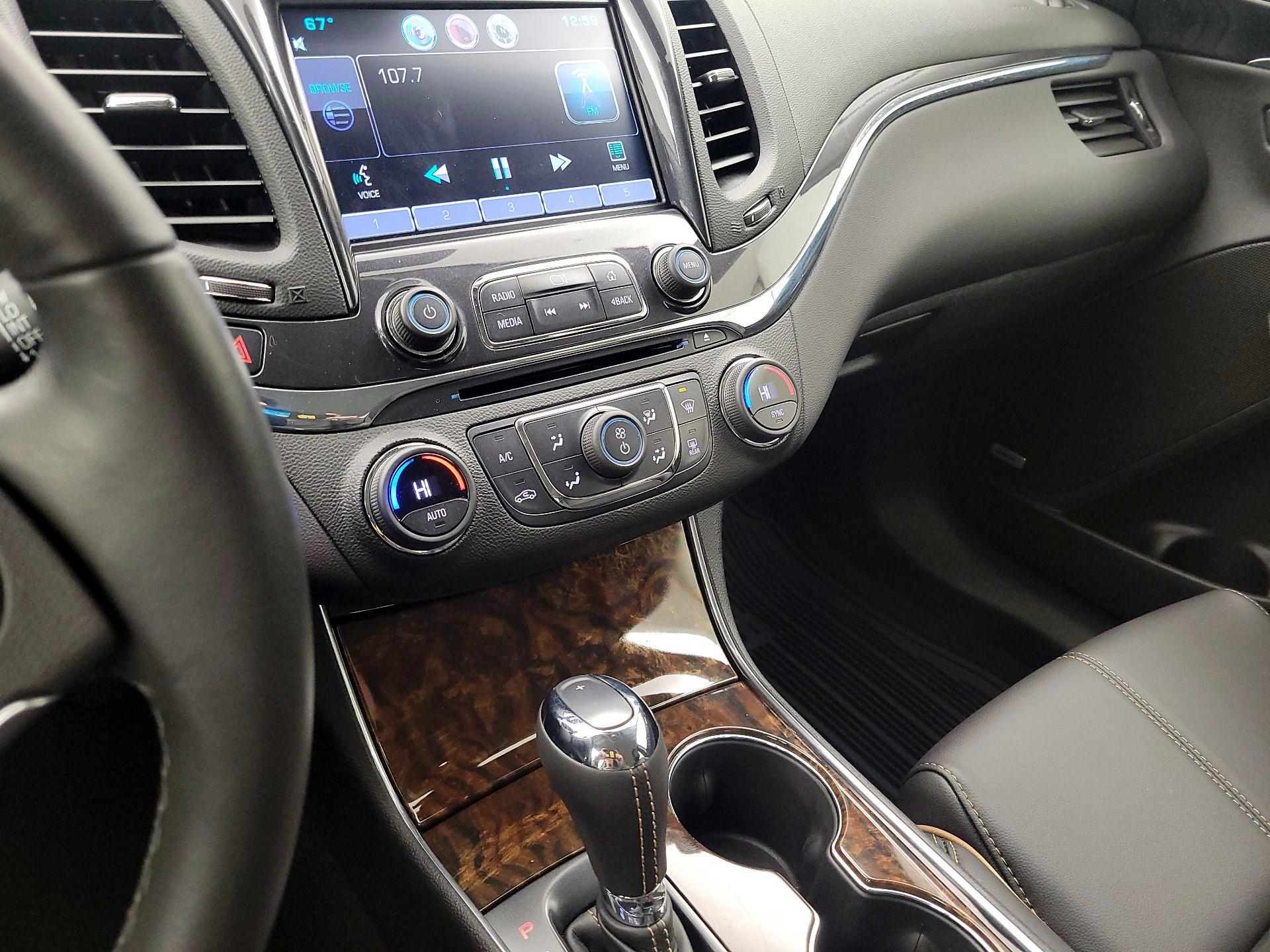 Thumbnail: 2015 Chevrolet Impala - 16