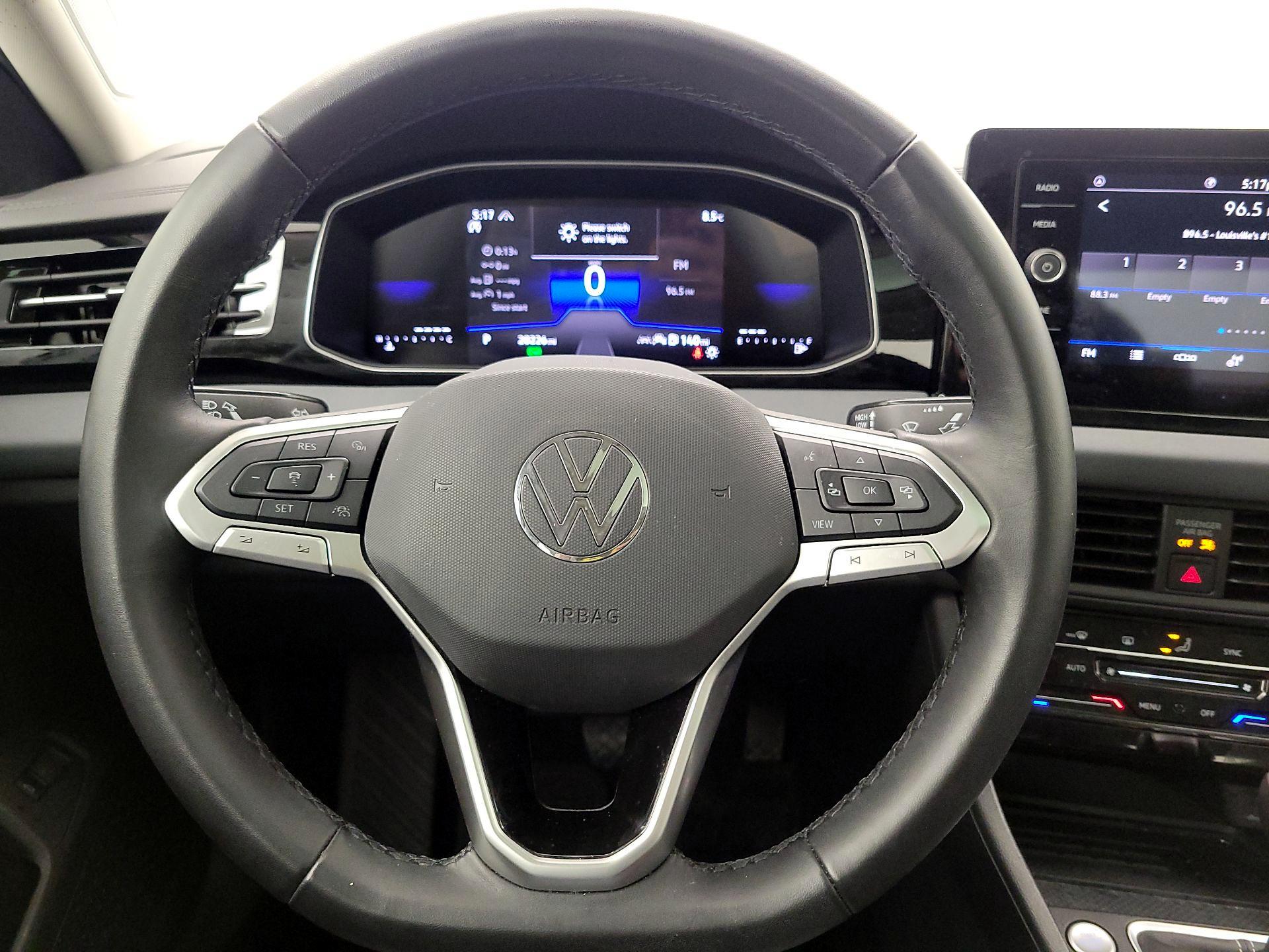 Thumbnail: 2025 Volkswagen Jetta - 10