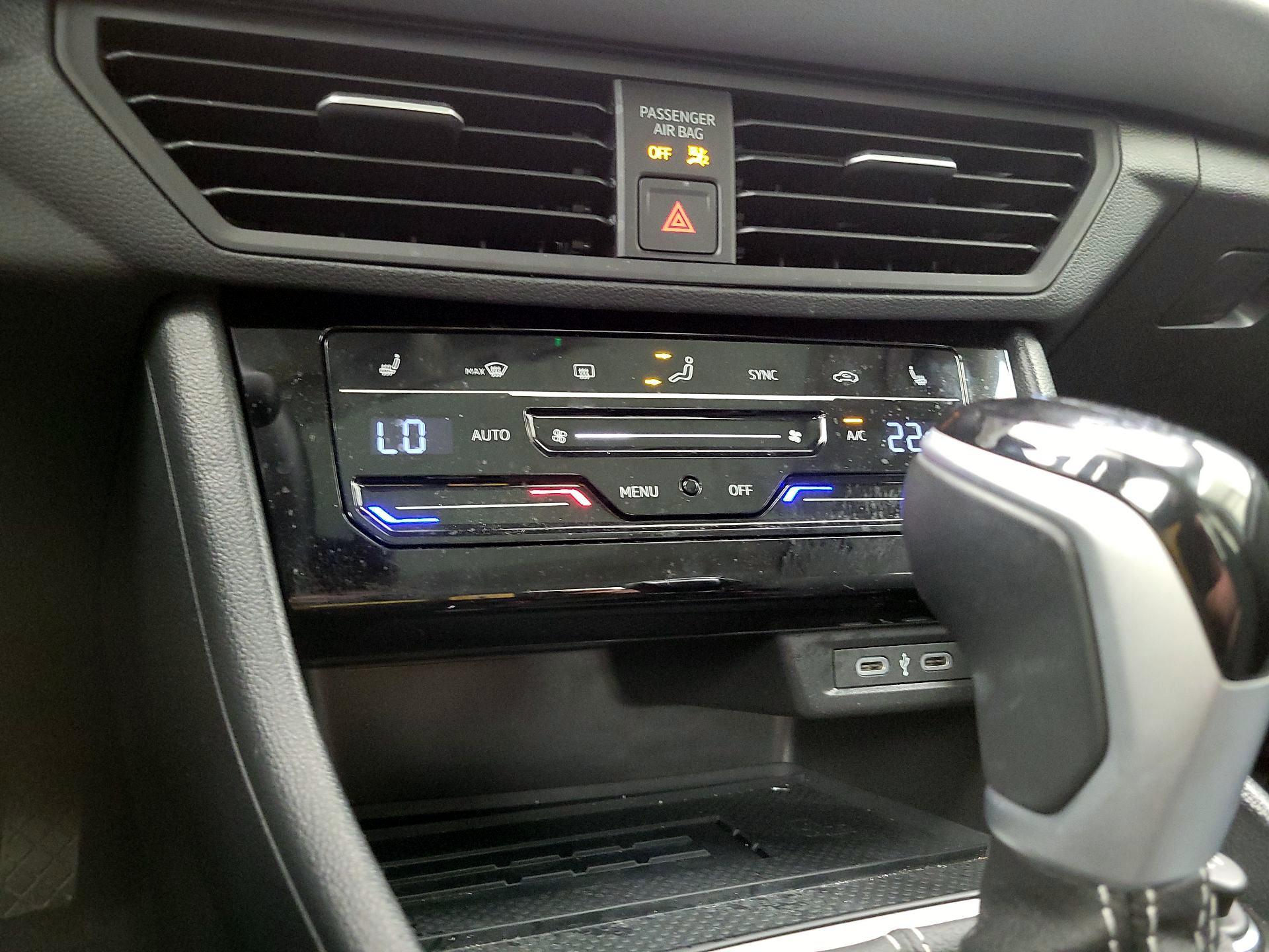 Thumbnail: 2025 Volkswagen Jetta - 16