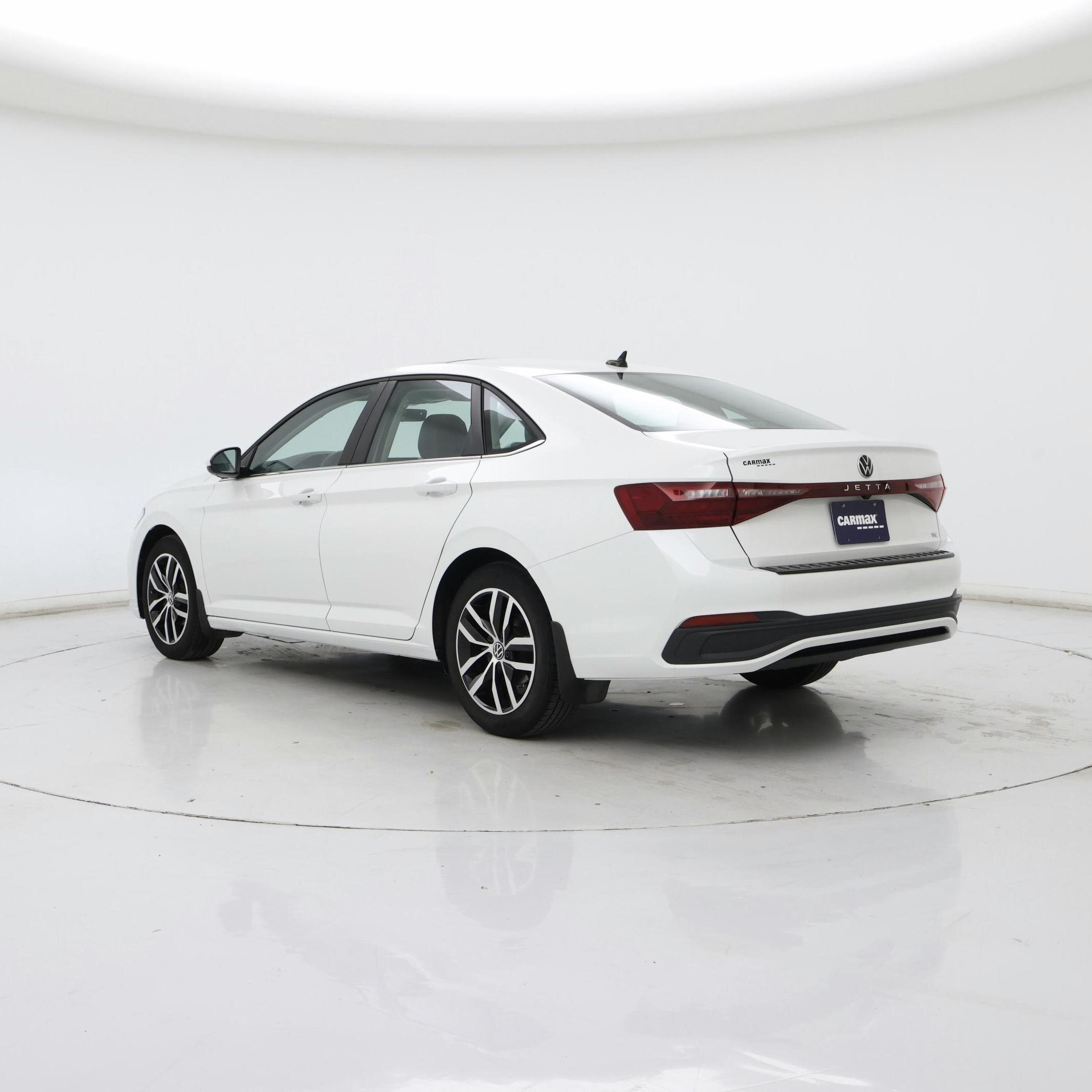 Thumbnail: 2025 Volkswagen Jetta - 2