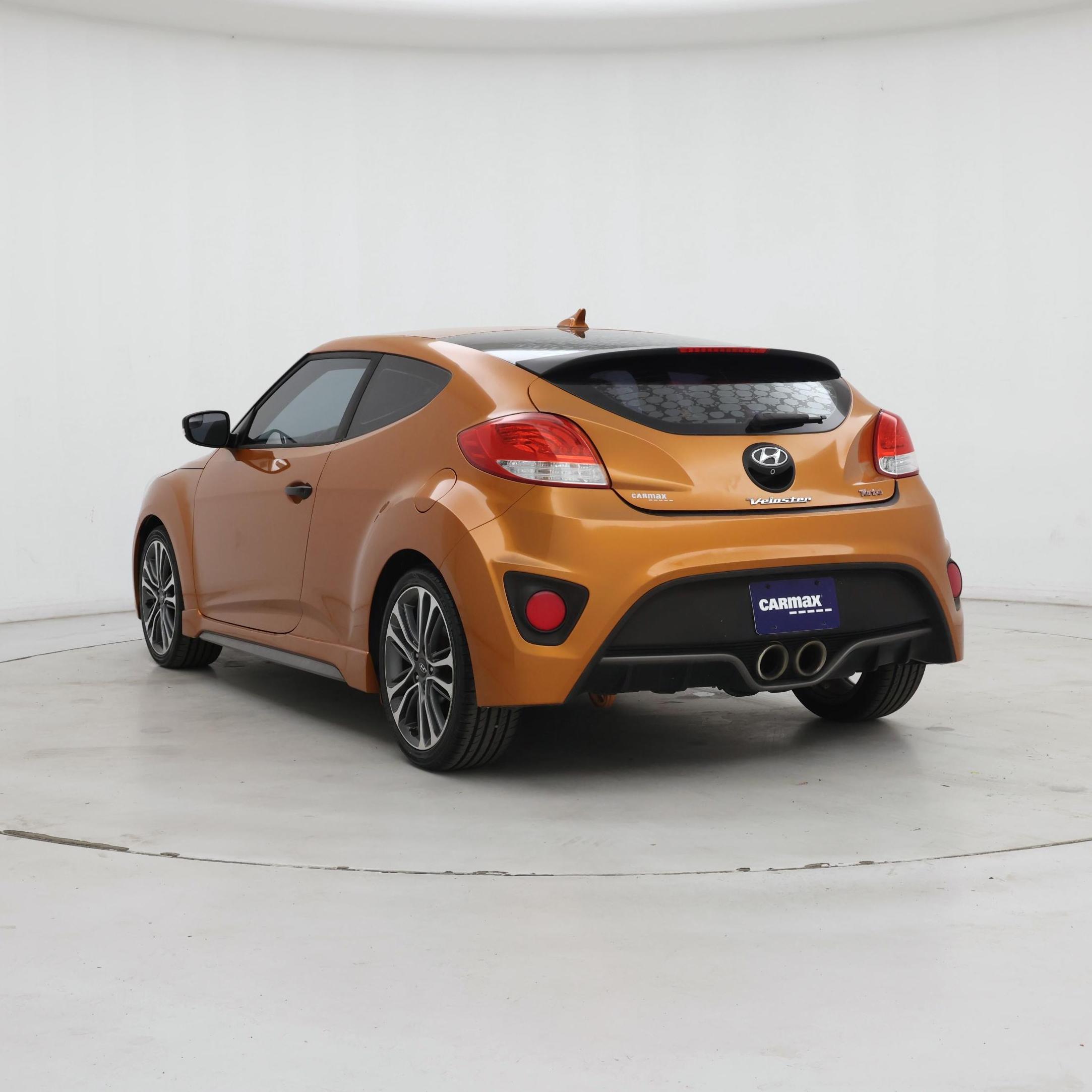Thumbnail: 2016 Hyundai Veloster - 2
