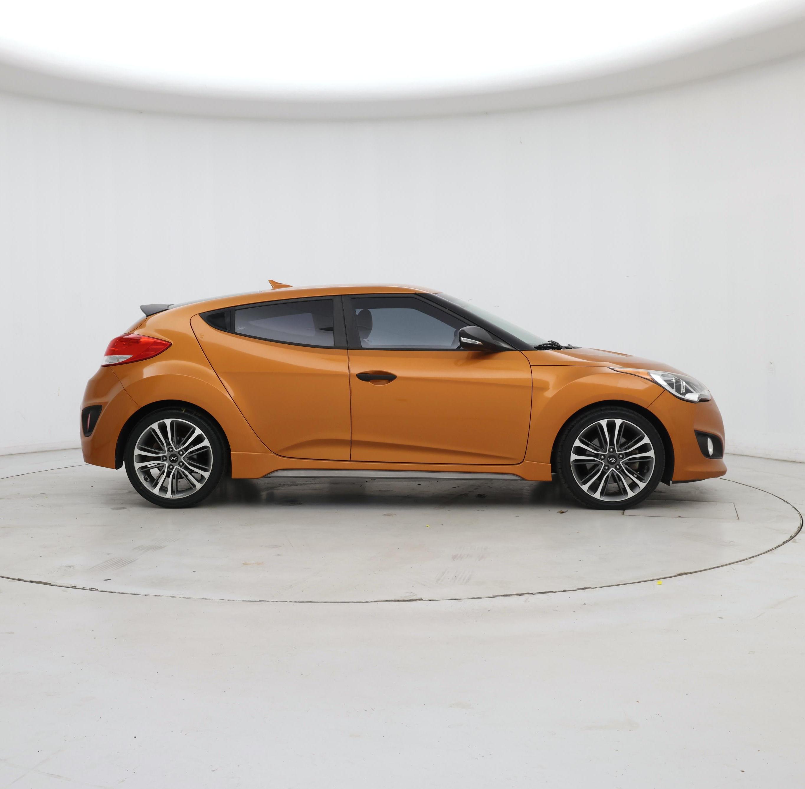 Thumbnail: 2016 Hyundai Veloster - 7