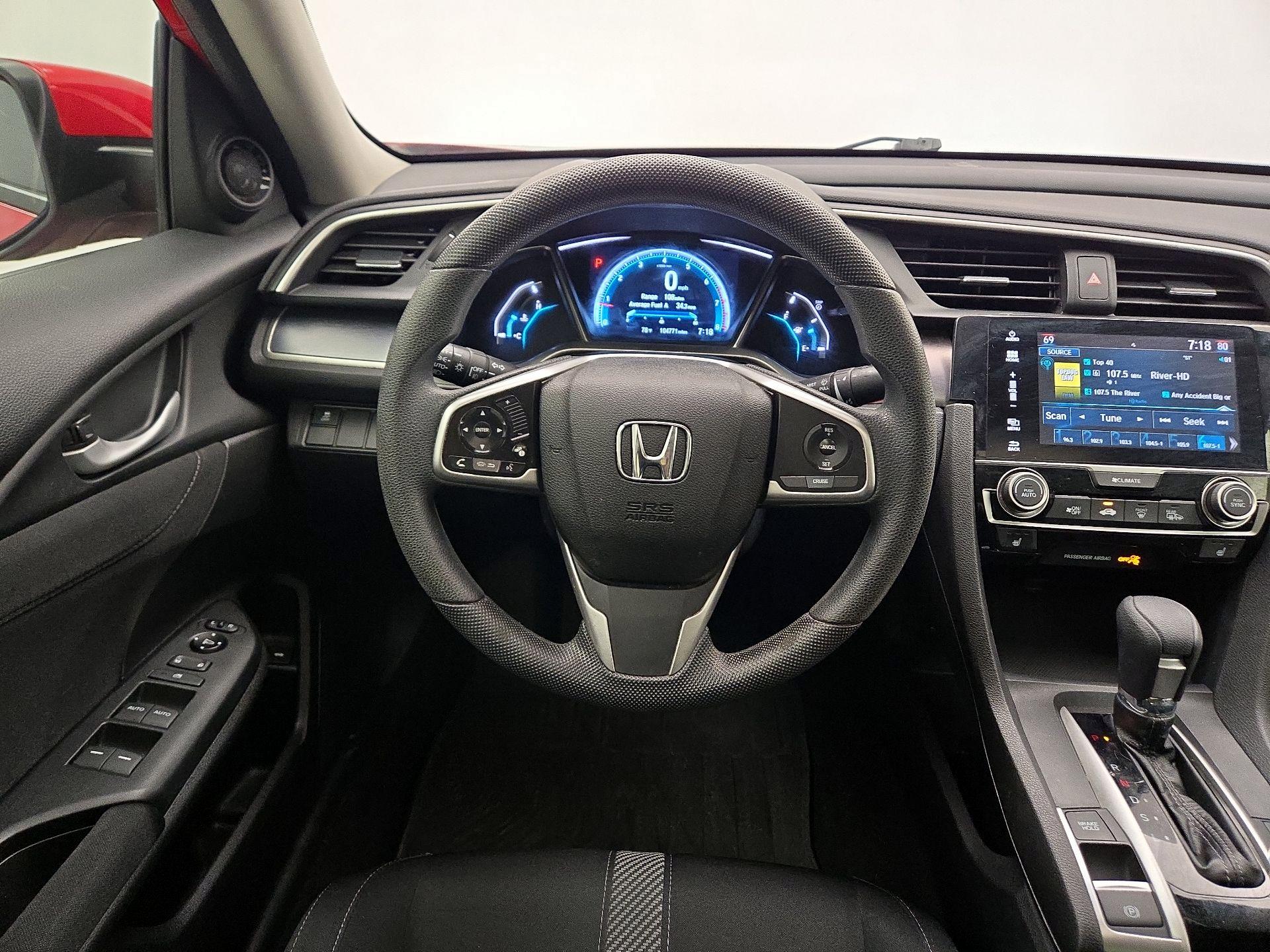 Thumbnail: 2016 Honda Civic - 10