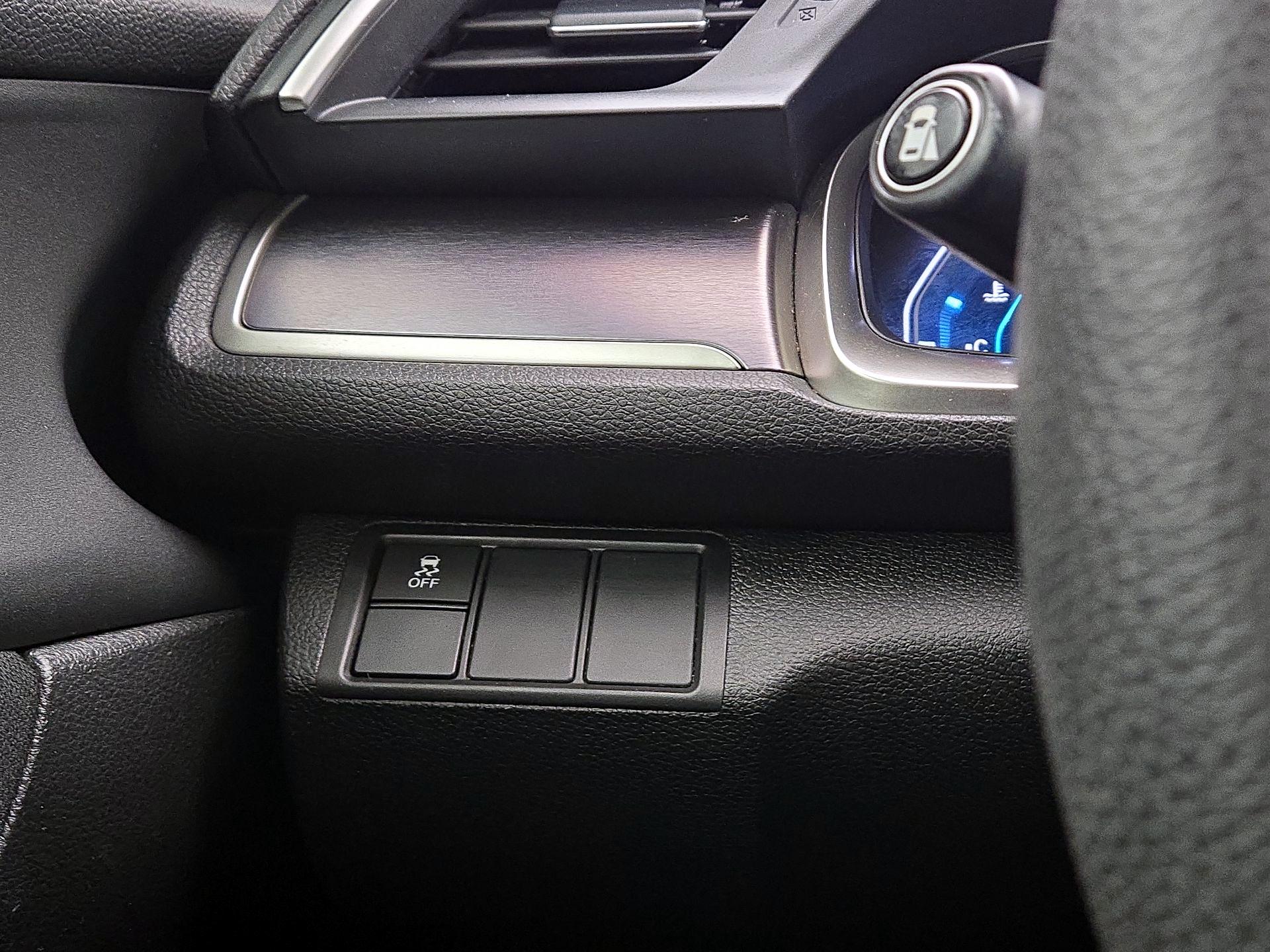 Thumbnail: 2016 Honda Civic - 13