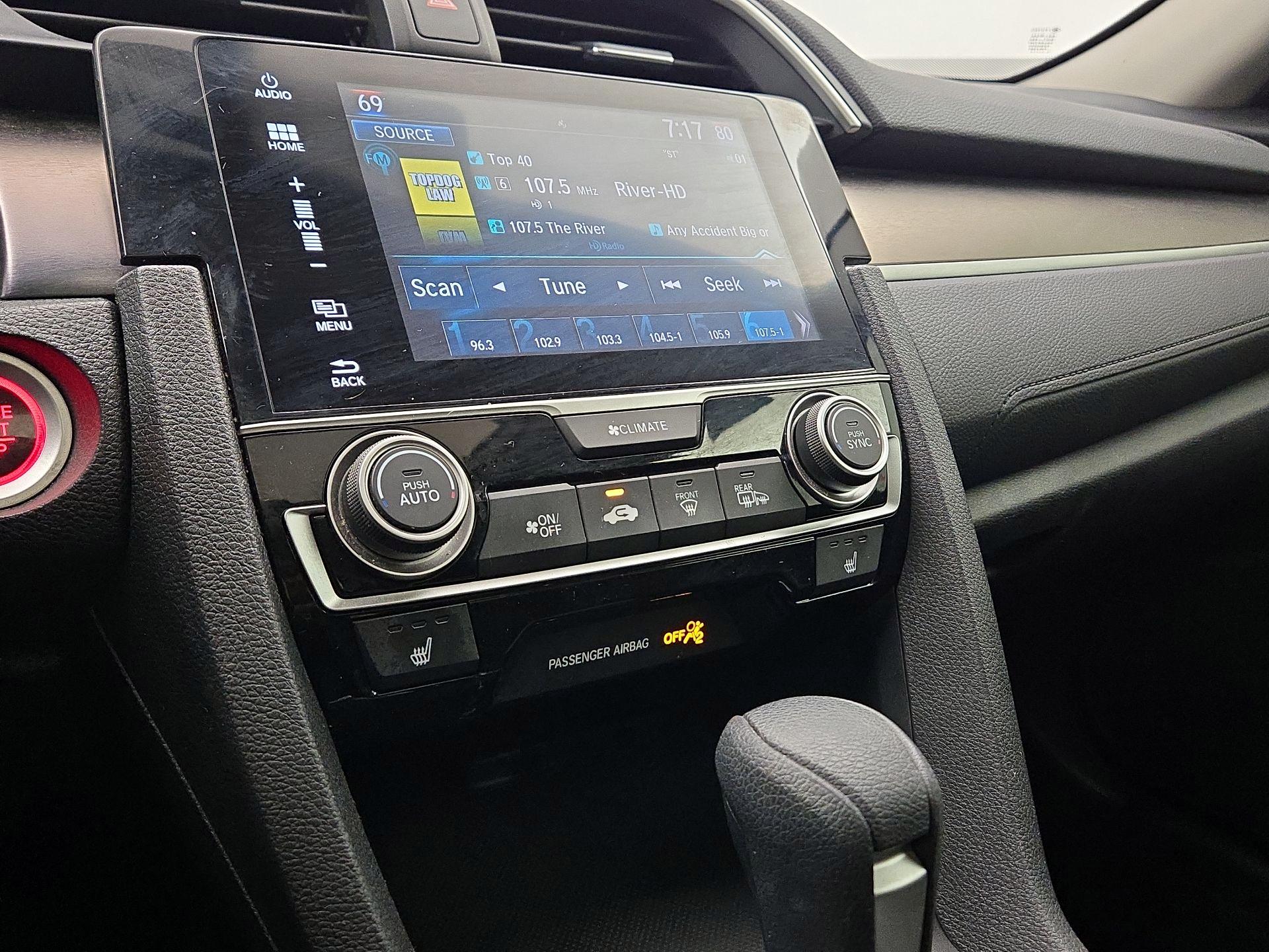 Thumbnail: 2016 Honda Civic - 16