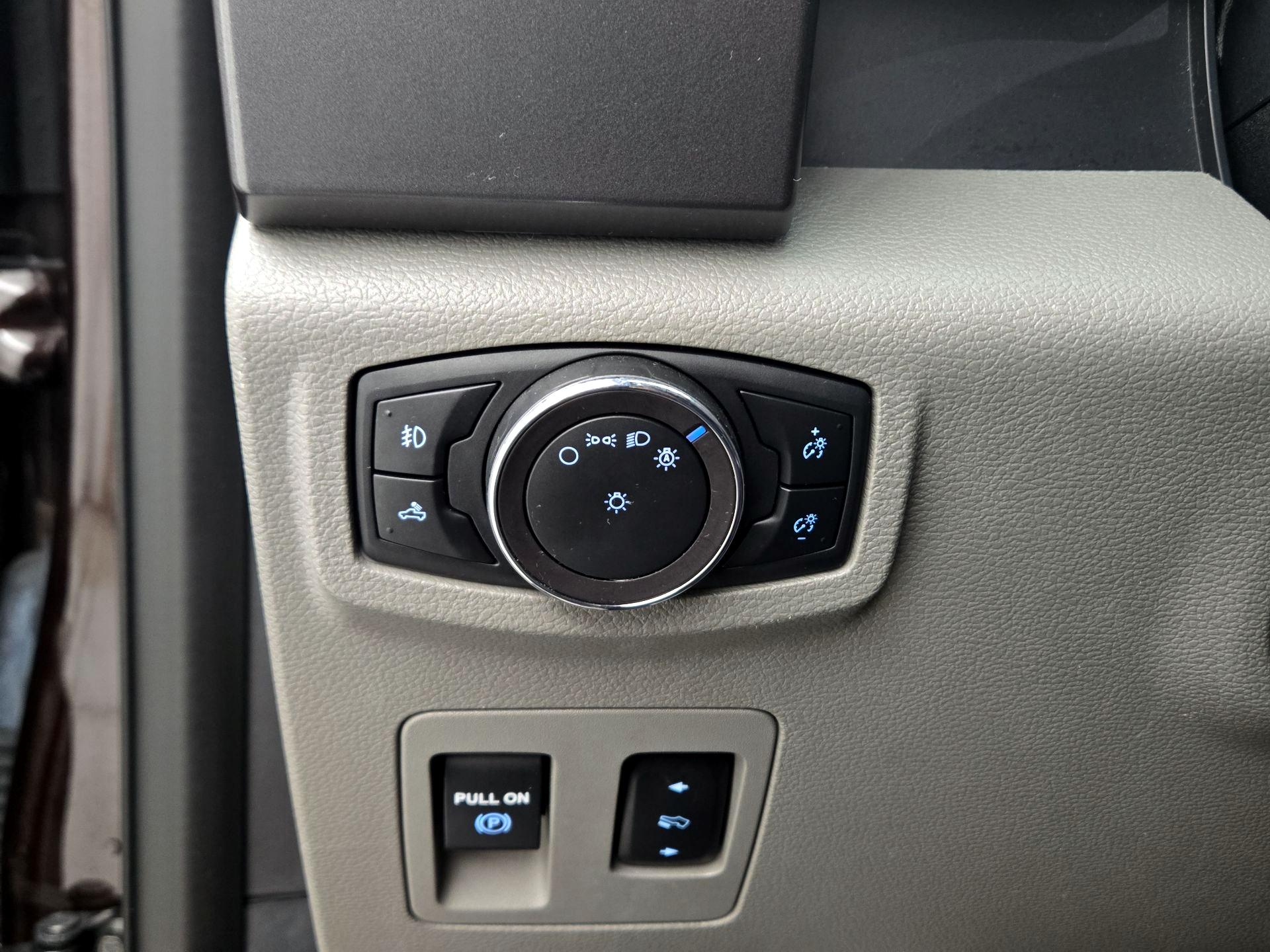 Thumbnail: 2019 Ford F-150 - 13