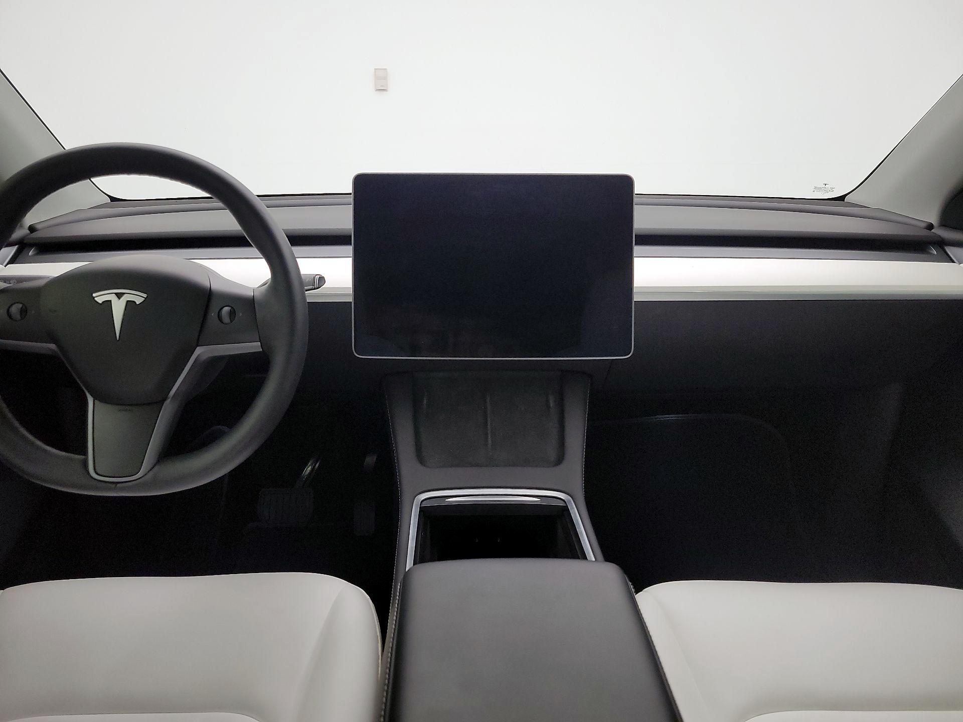 Thumbnail: 2023 Tesla Model Y - 9