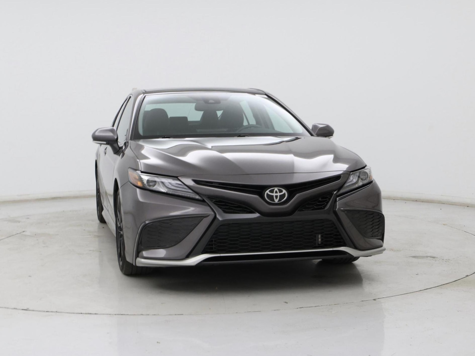 2021 Toyota Camry XSE - Photo 6