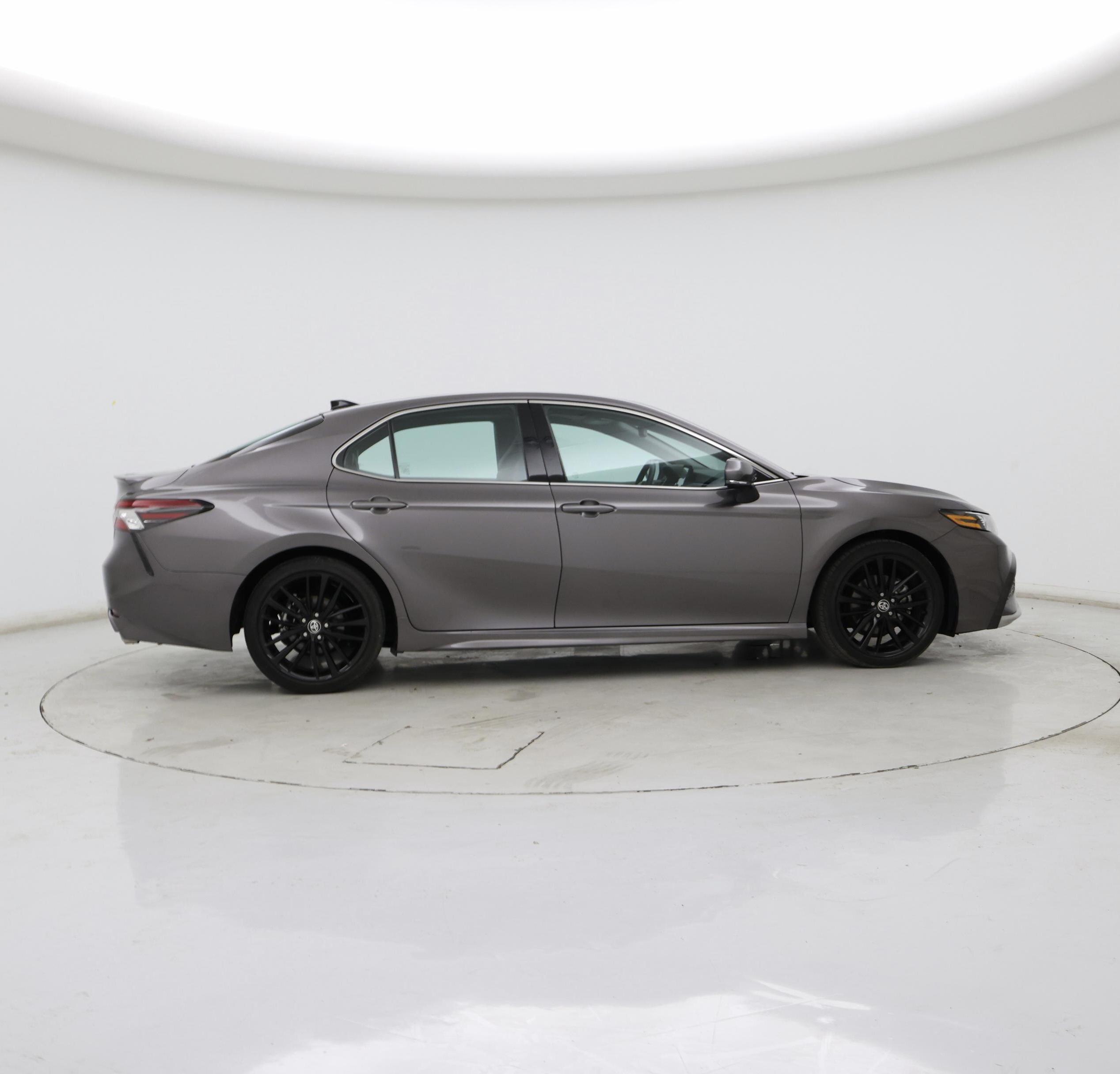 Thumbnail: 2021 Toyota Camry - 7