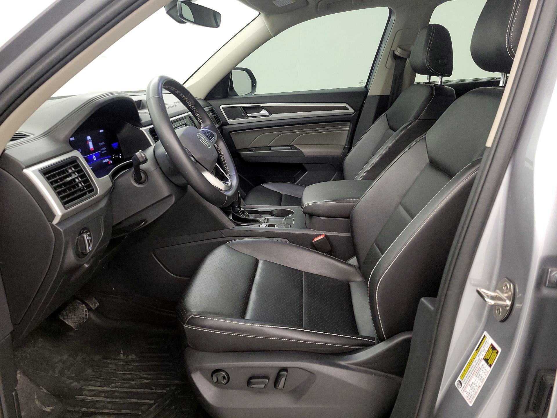 Thumbnail: 2022 Volkswagen Atlas - 11