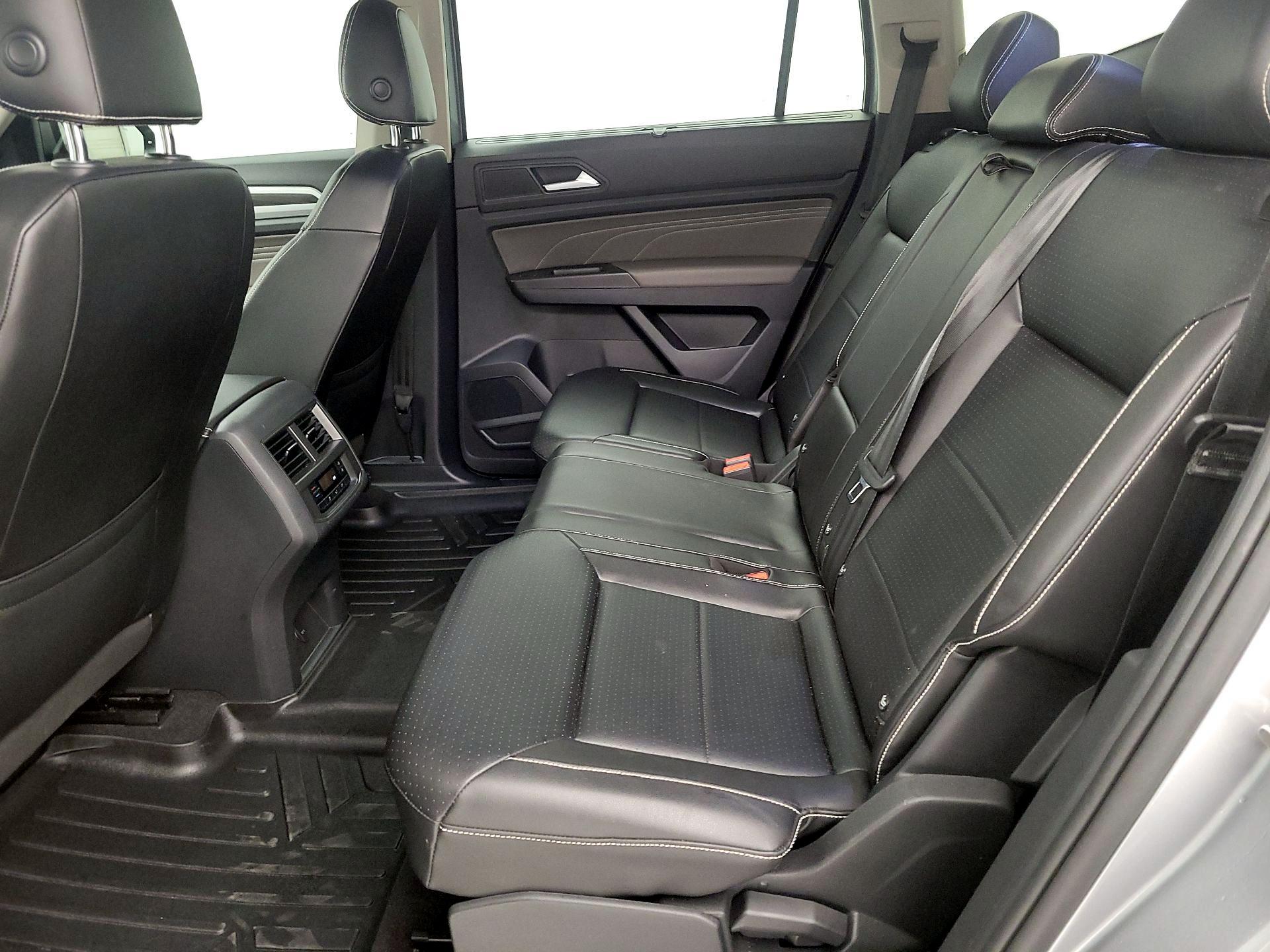 Thumbnail: 2022 Volkswagen Atlas - 18