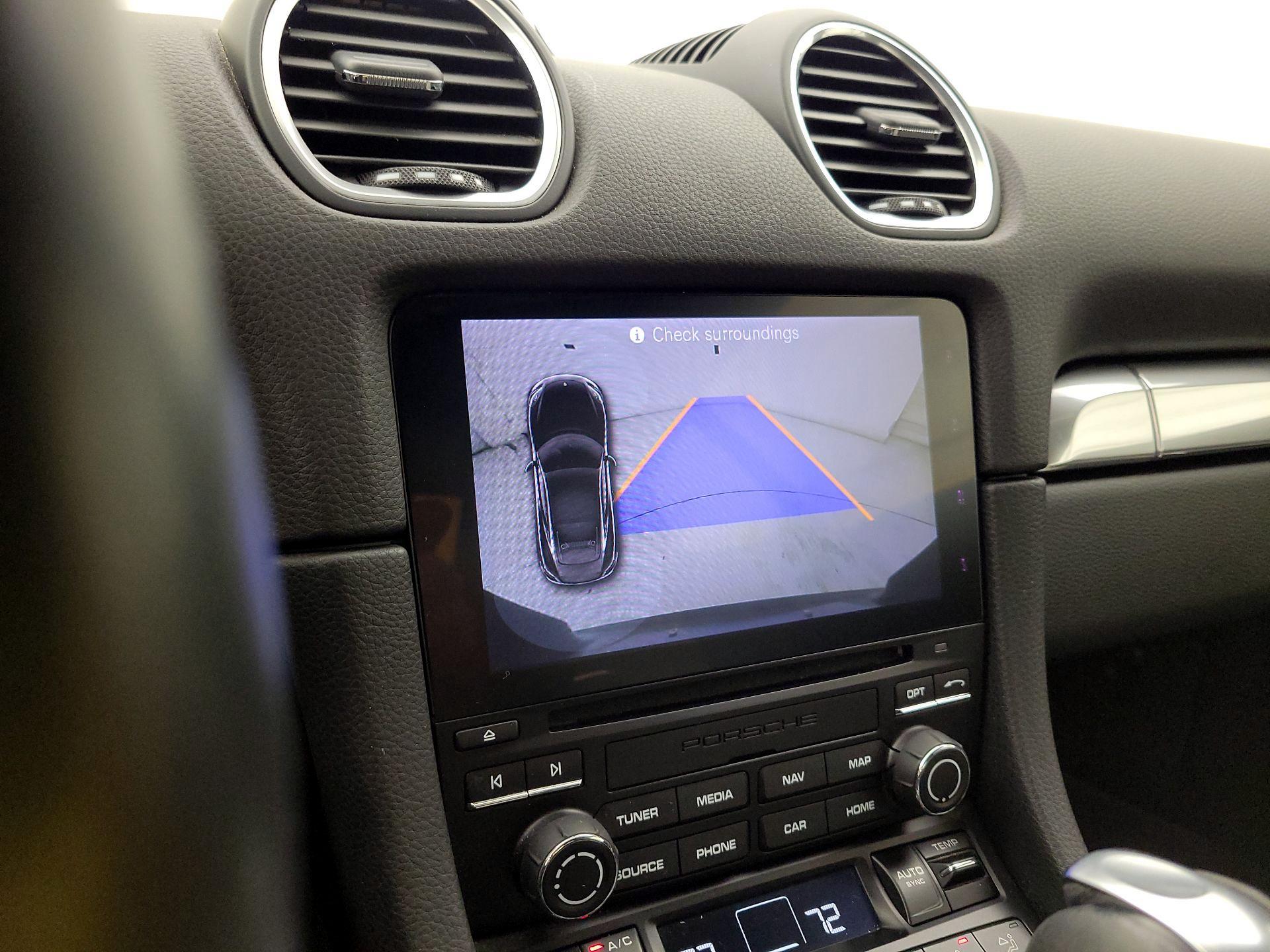 Thumbnail: 2019 Porsche 718 Cayman - 14