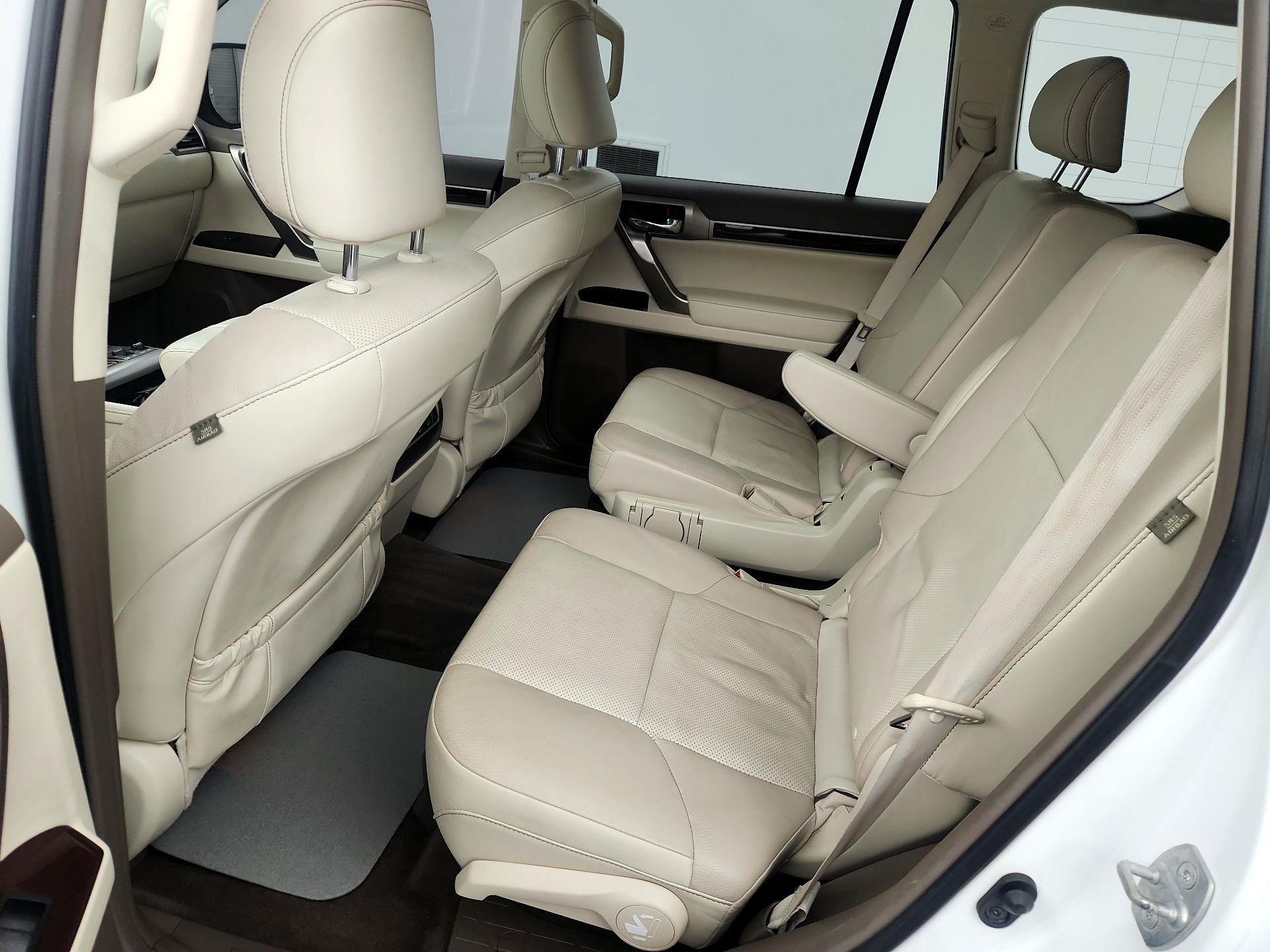 Thumbnail: 2018 Lexus GX - 19