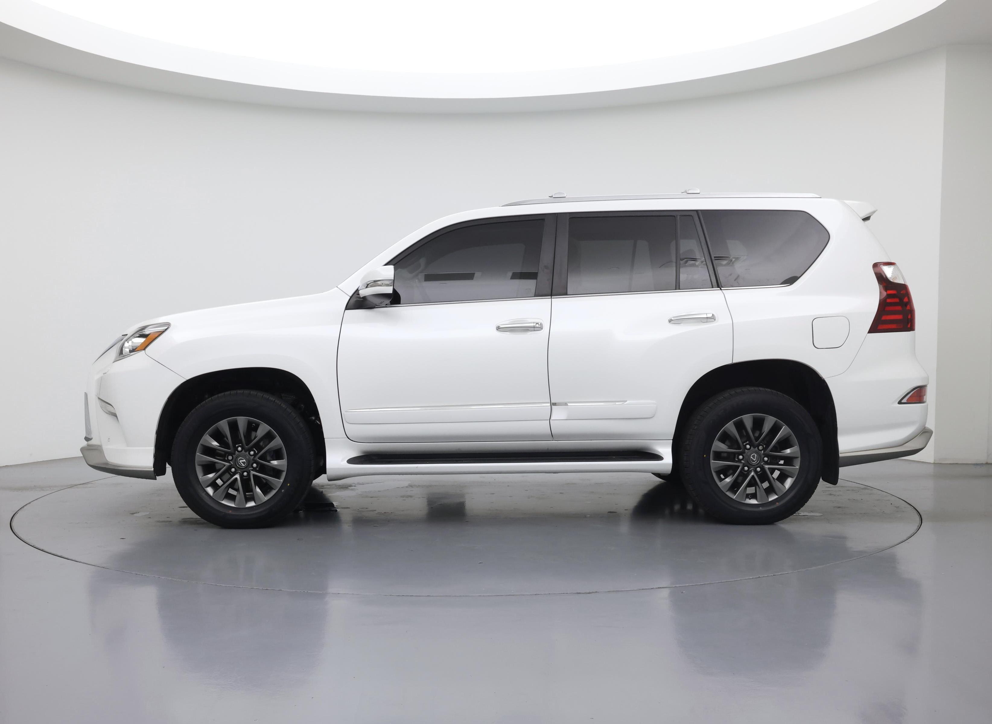 Thumbnail: 2018 Lexus GX - 3