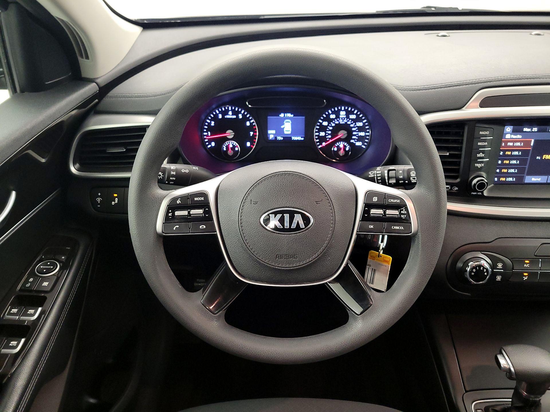 Thumbnail: 2019 Kia Sorento - 10