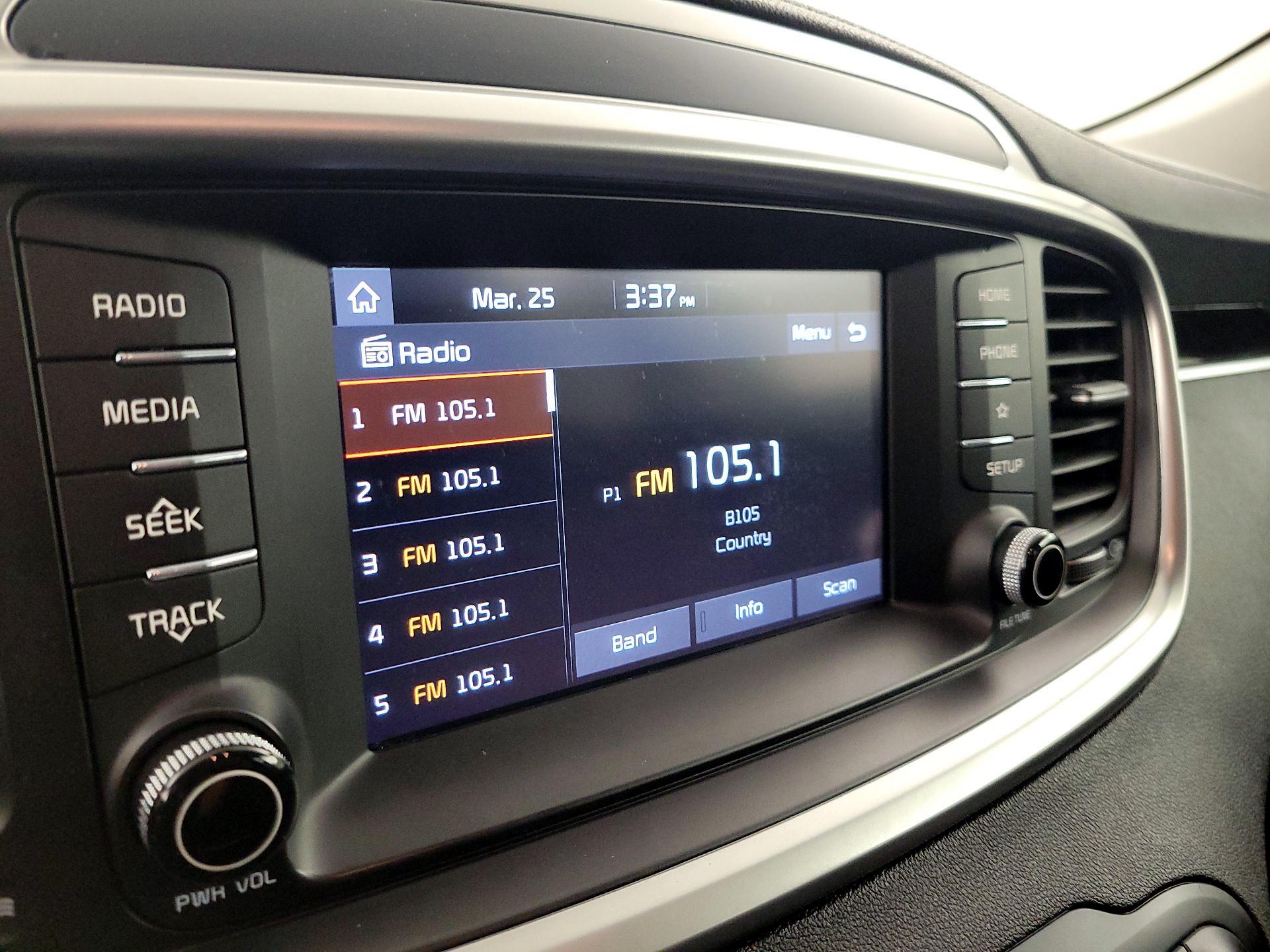 Thumbnail: 2019 Kia Sorento - 15