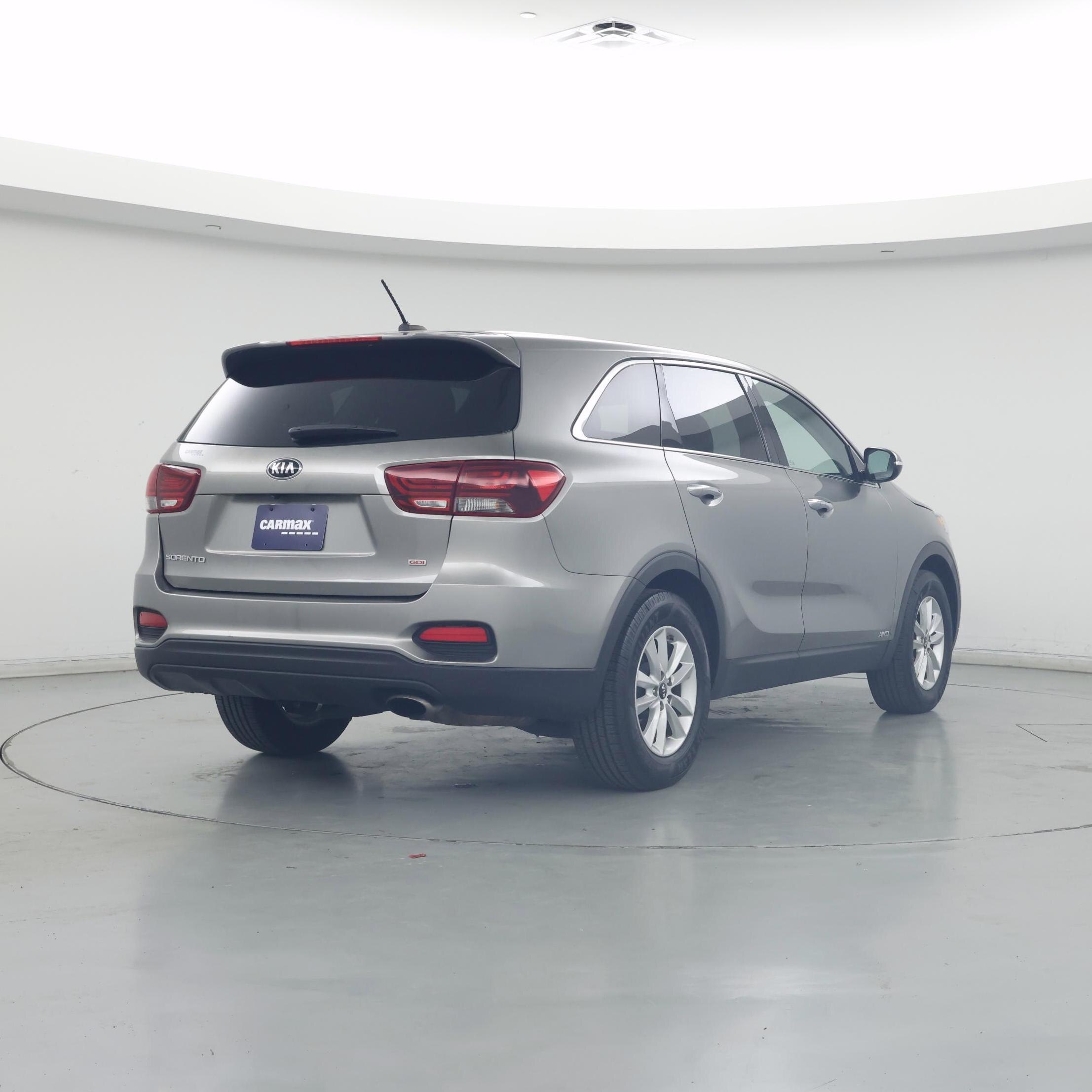Thumbnail: 2019 Kia Sorento - 8