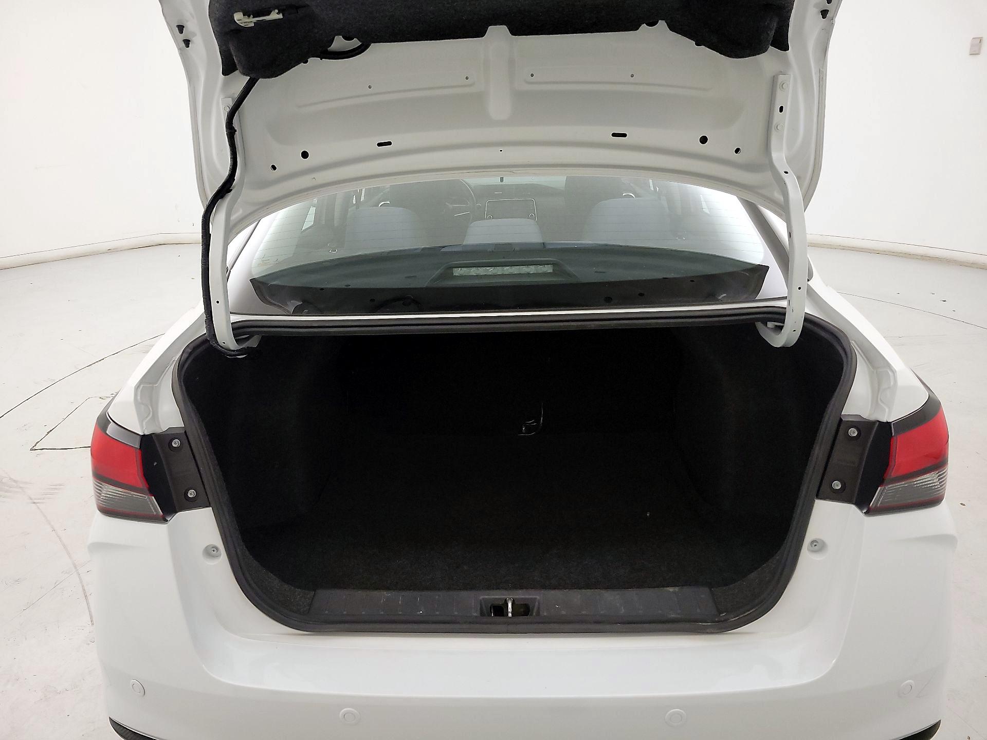 Thumbnail: 2020 Nissan Versa - 19