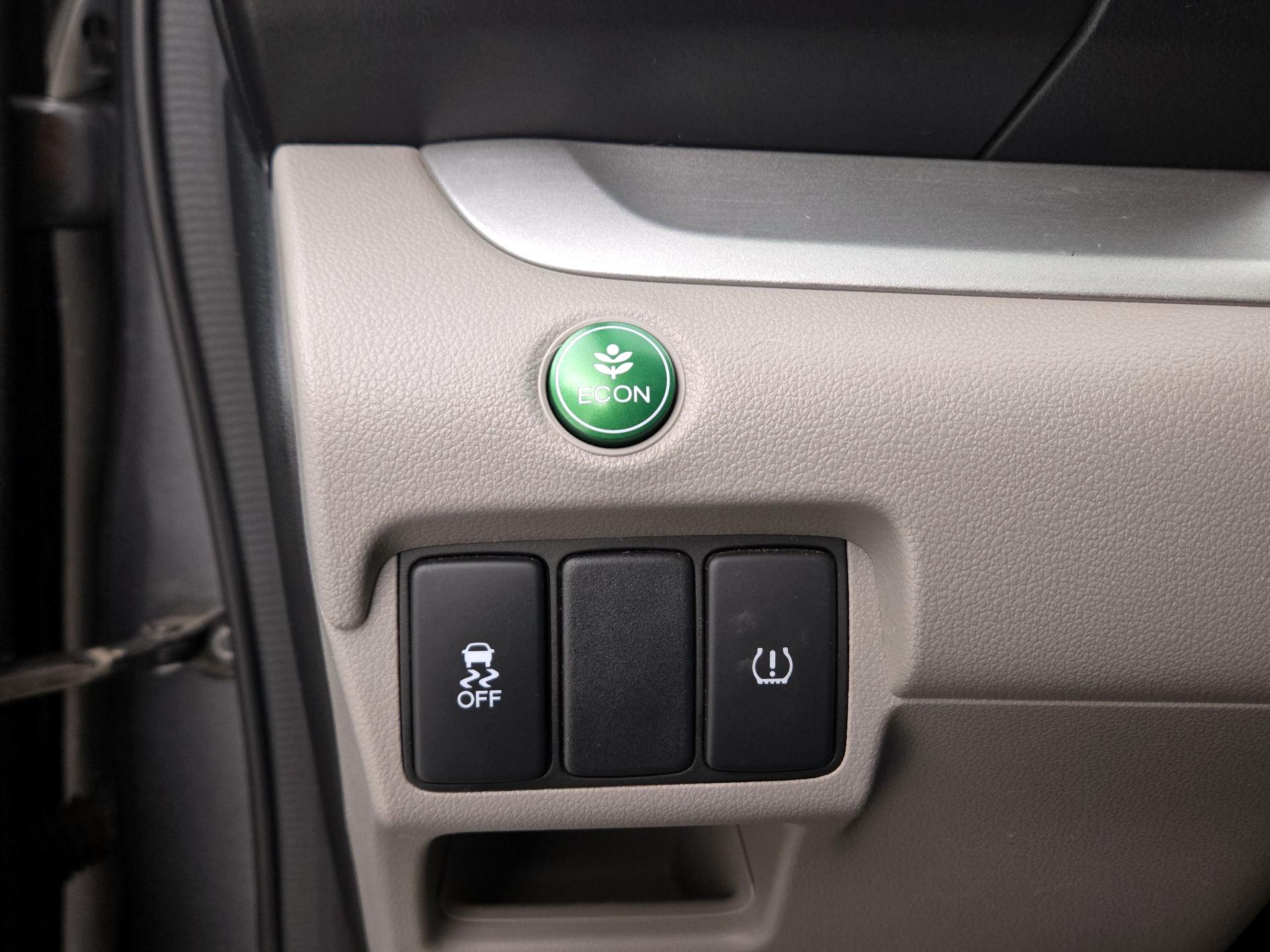 Thumbnail: 2014 Honda CR-V - 13