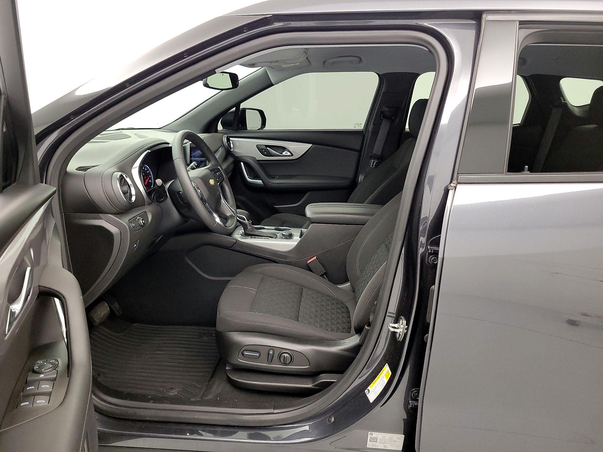 Thumbnail: 2022 Chevrolet Blazer - 11