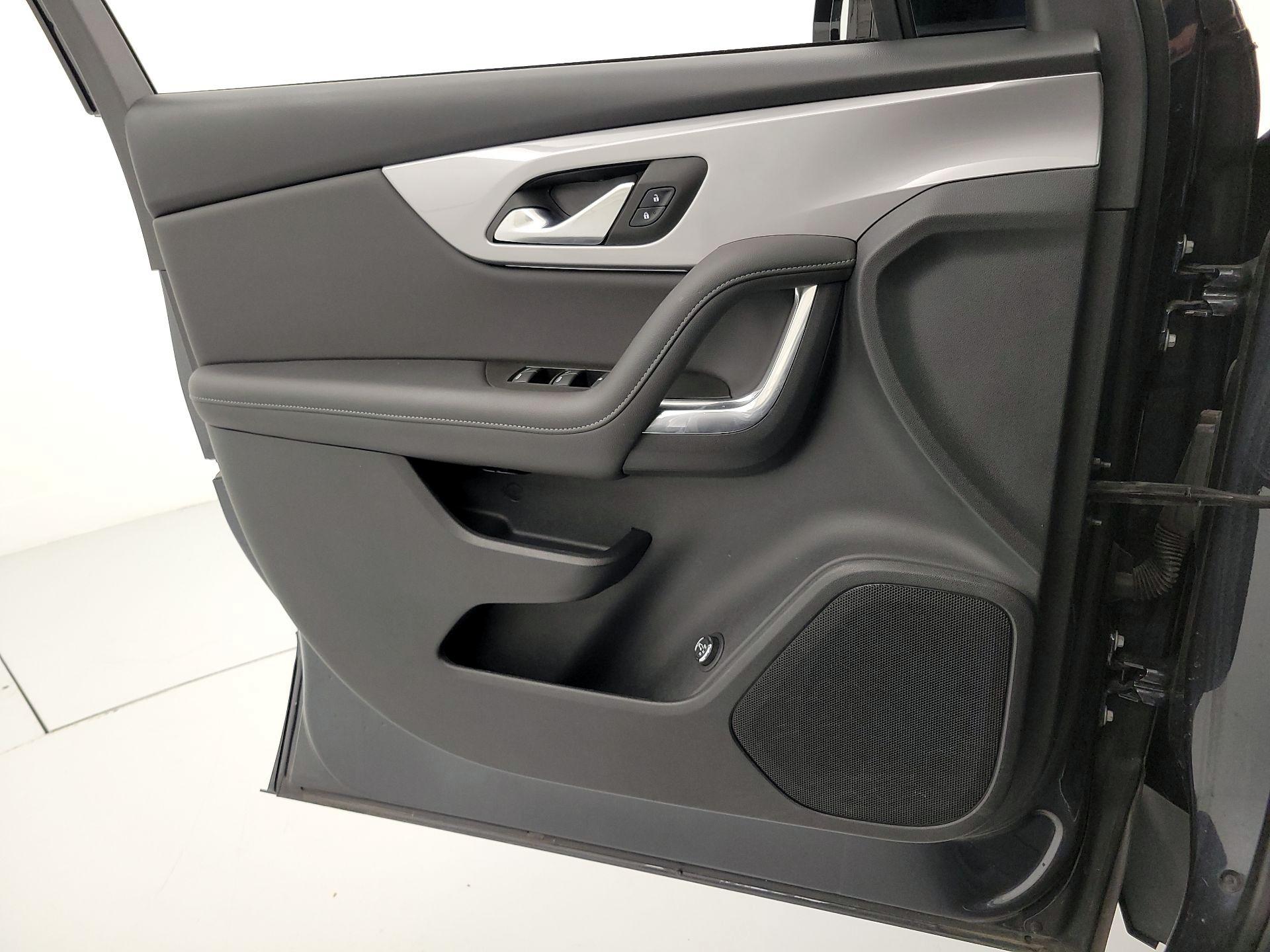 Thumbnail: 2022 Chevrolet Blazer - 12