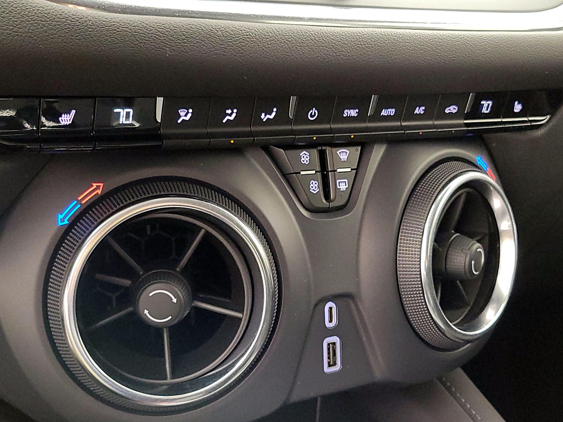 Thumbnail: 2022 Chevrolet Blazer - 16