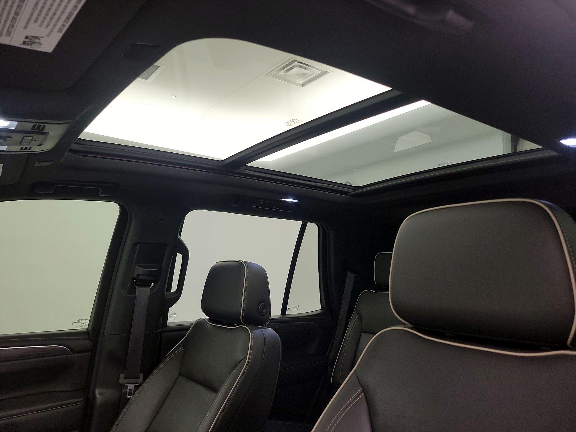 Thumbnail: 2022 GMC Yukon - 19