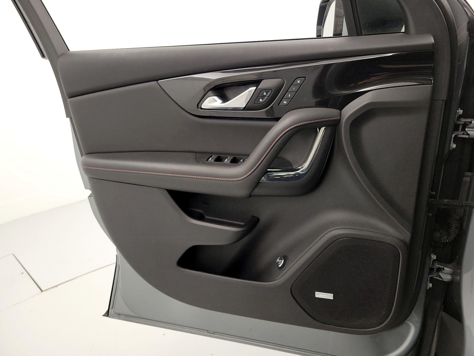 Thumbnail: 2024 Chevrolet Blazer - 12