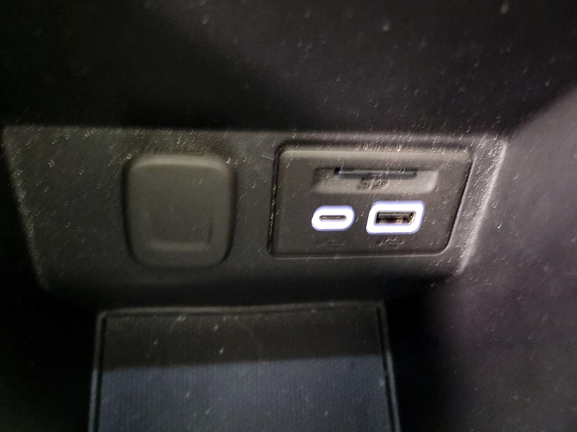 Thumbnail: 2024 Chevrolet Blazer - 19