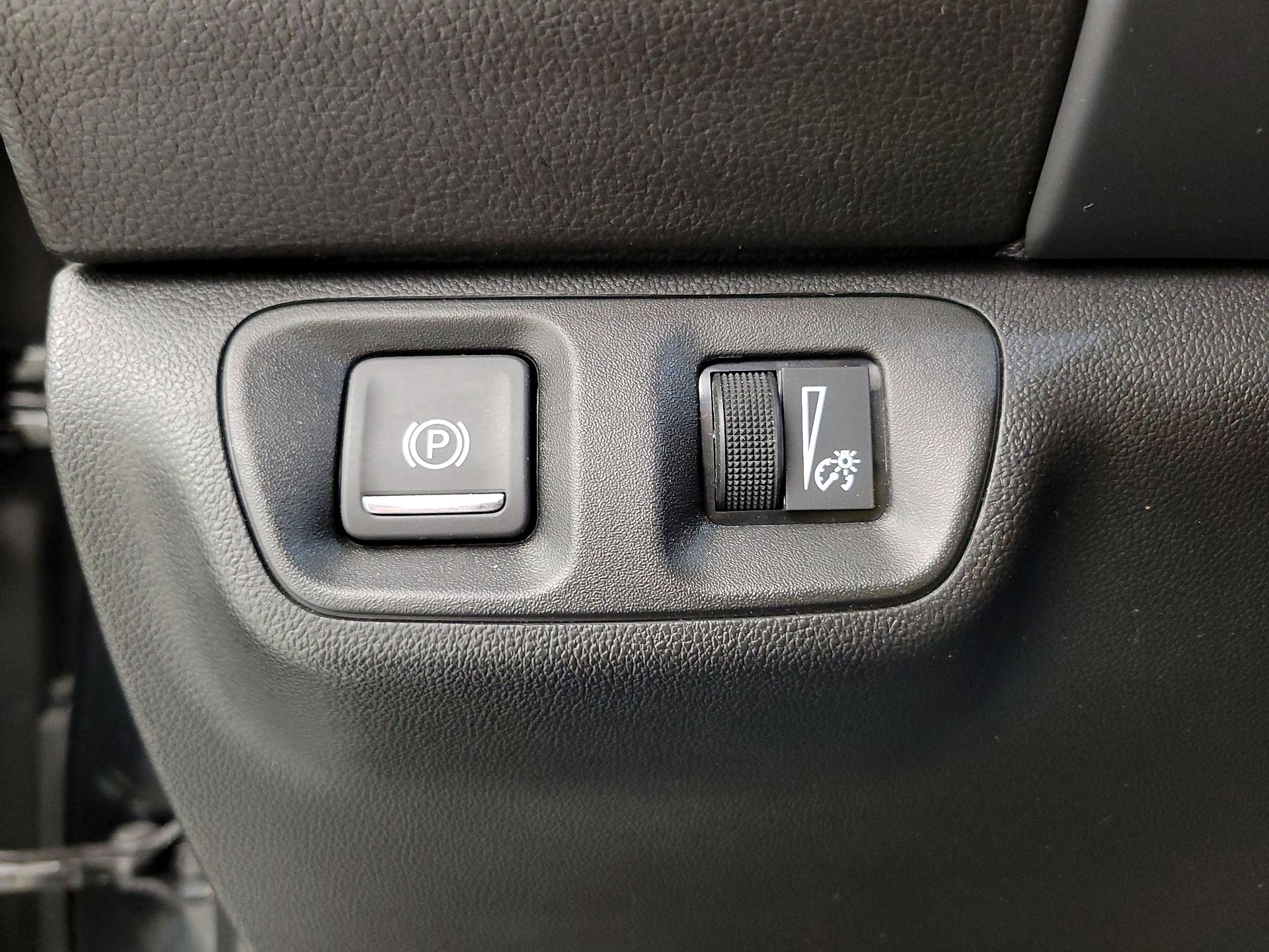 Thumbnail: 2023 GMC Acadia - 13