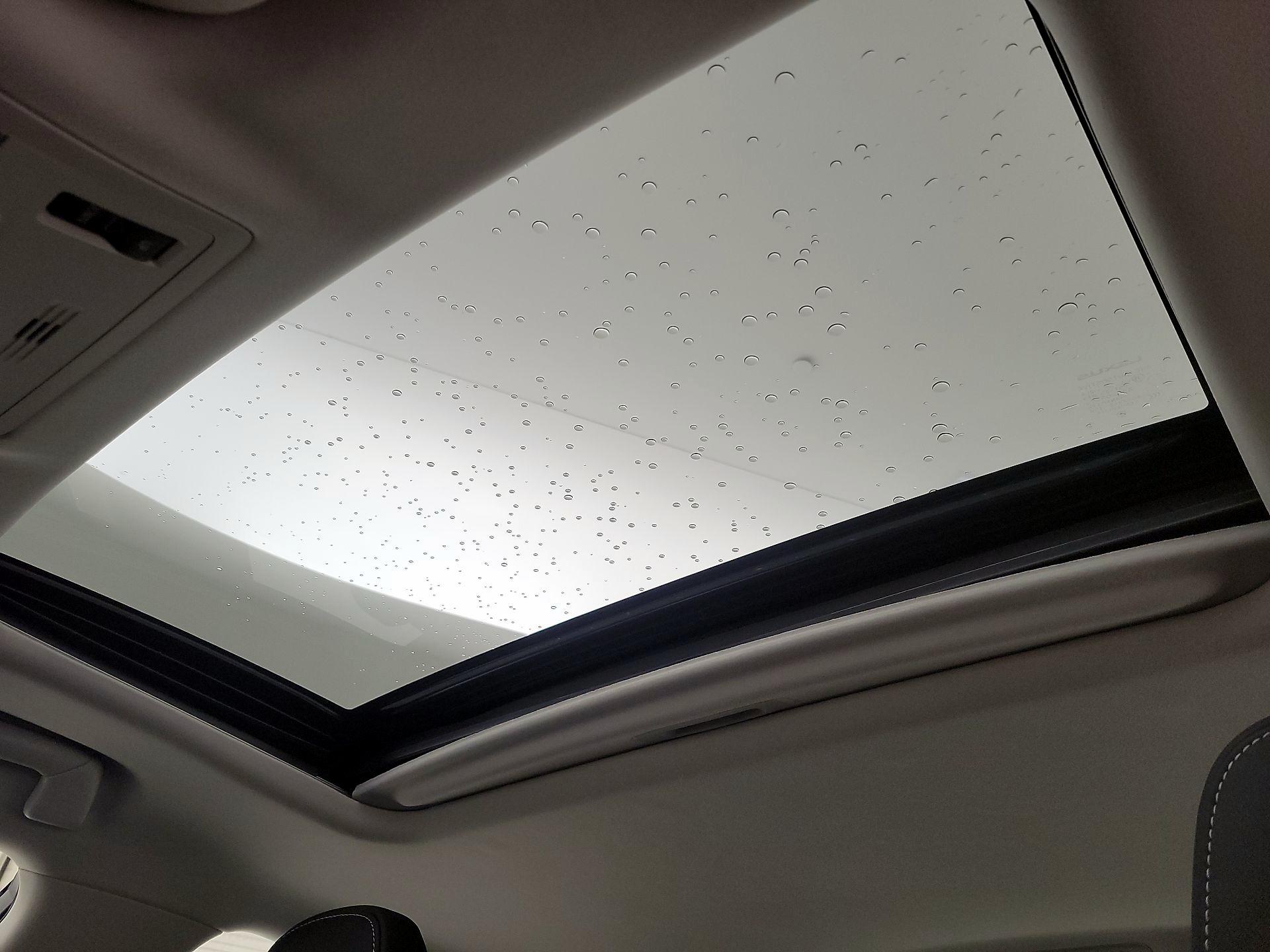 Thumbnail: 2018 Lexus IS - 18